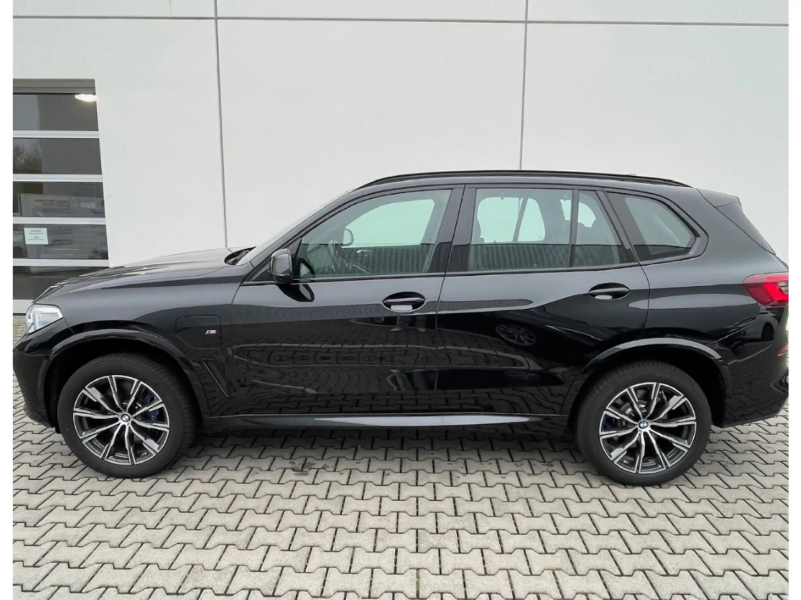 BMW - X5