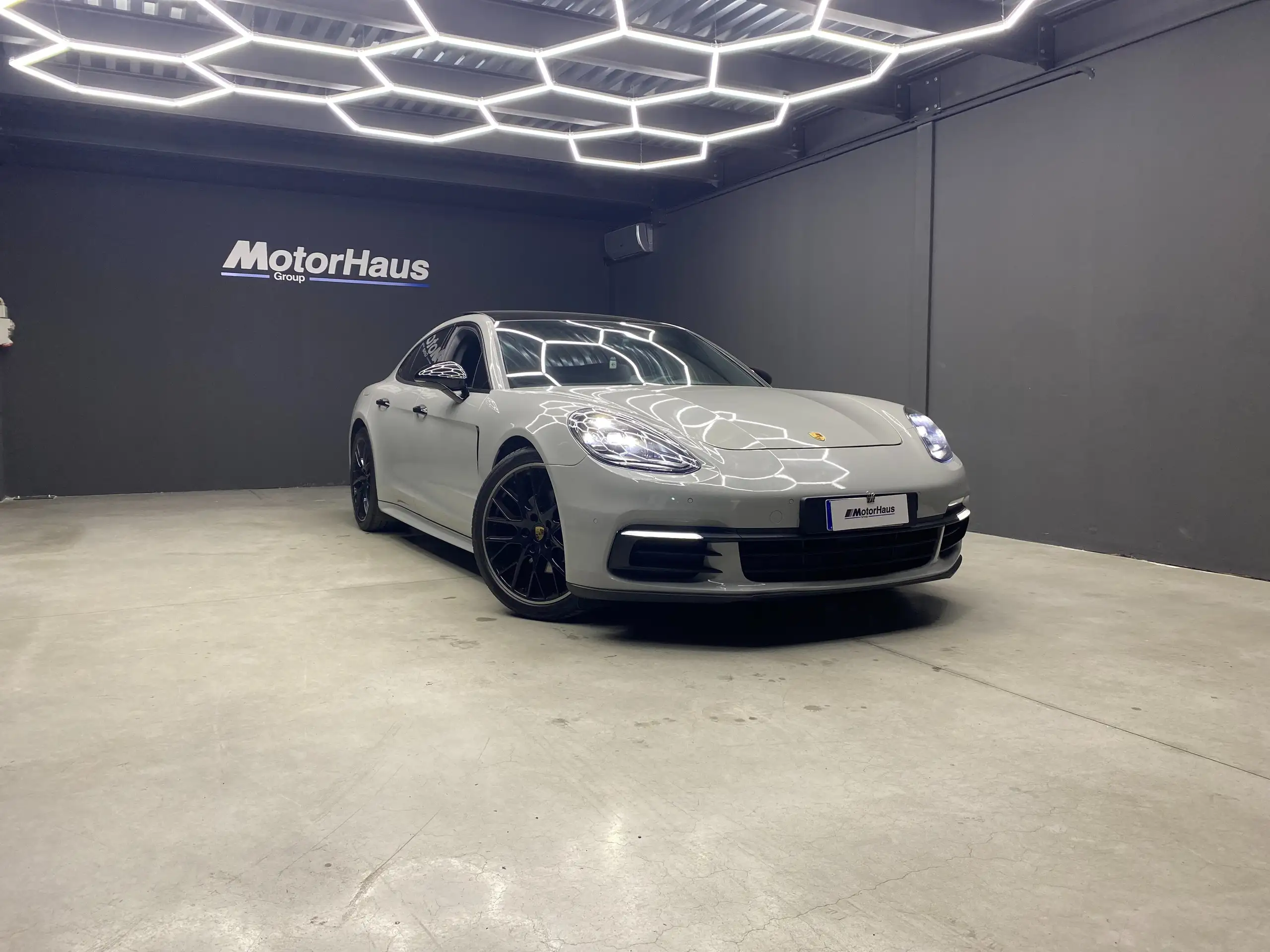 Porsche Panamera 2018