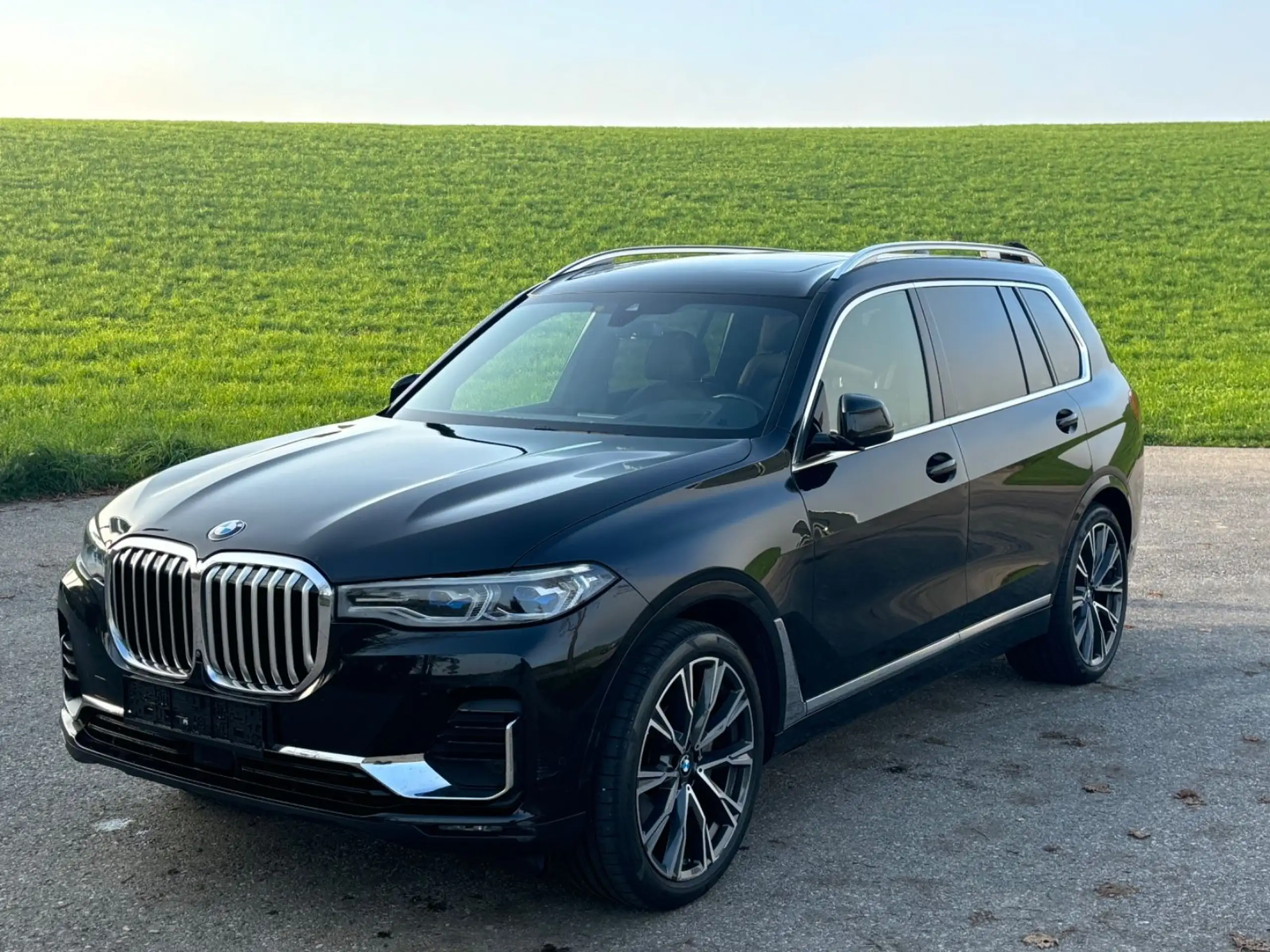 BMW - X7