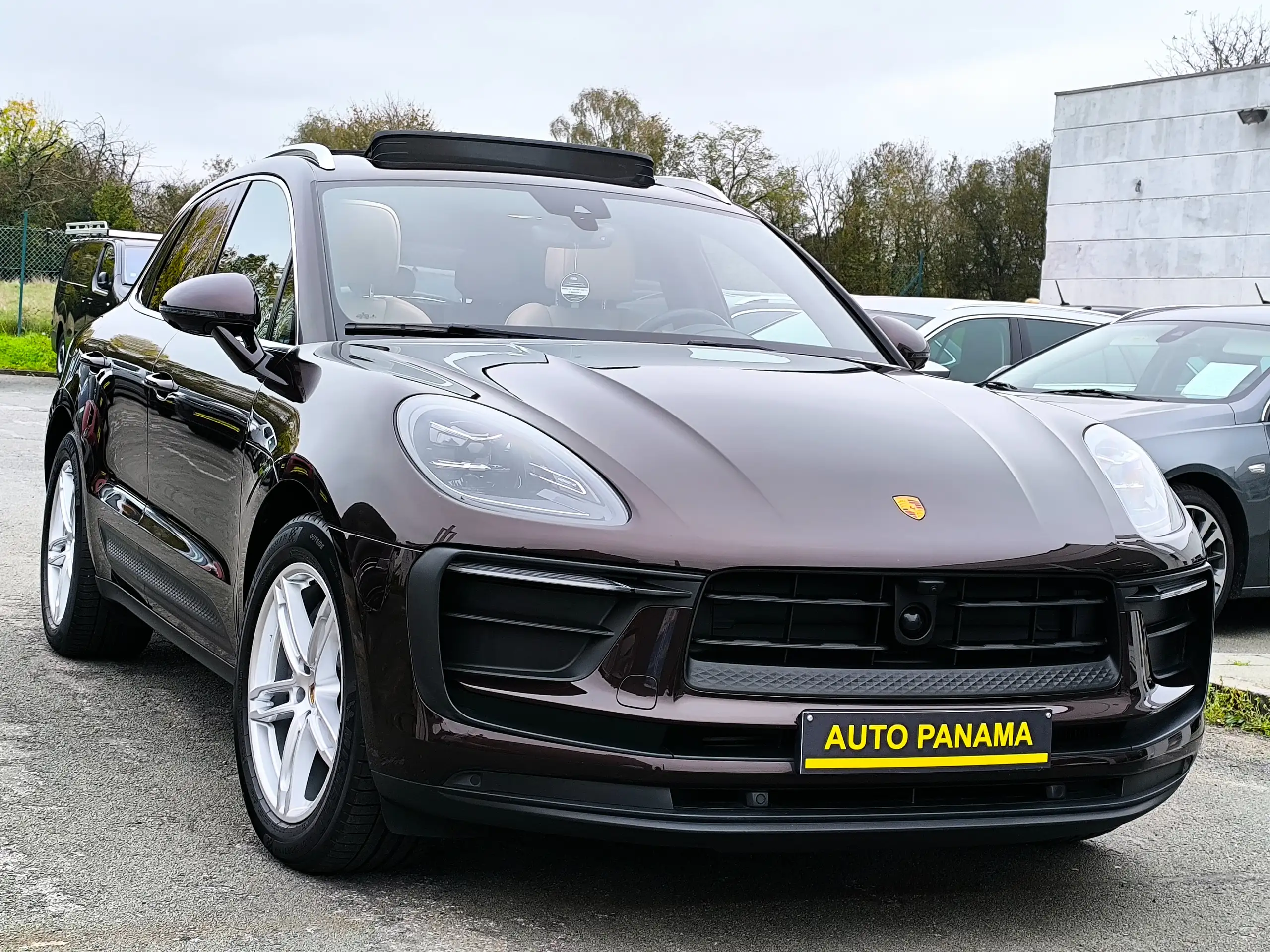 Porsche - Macan