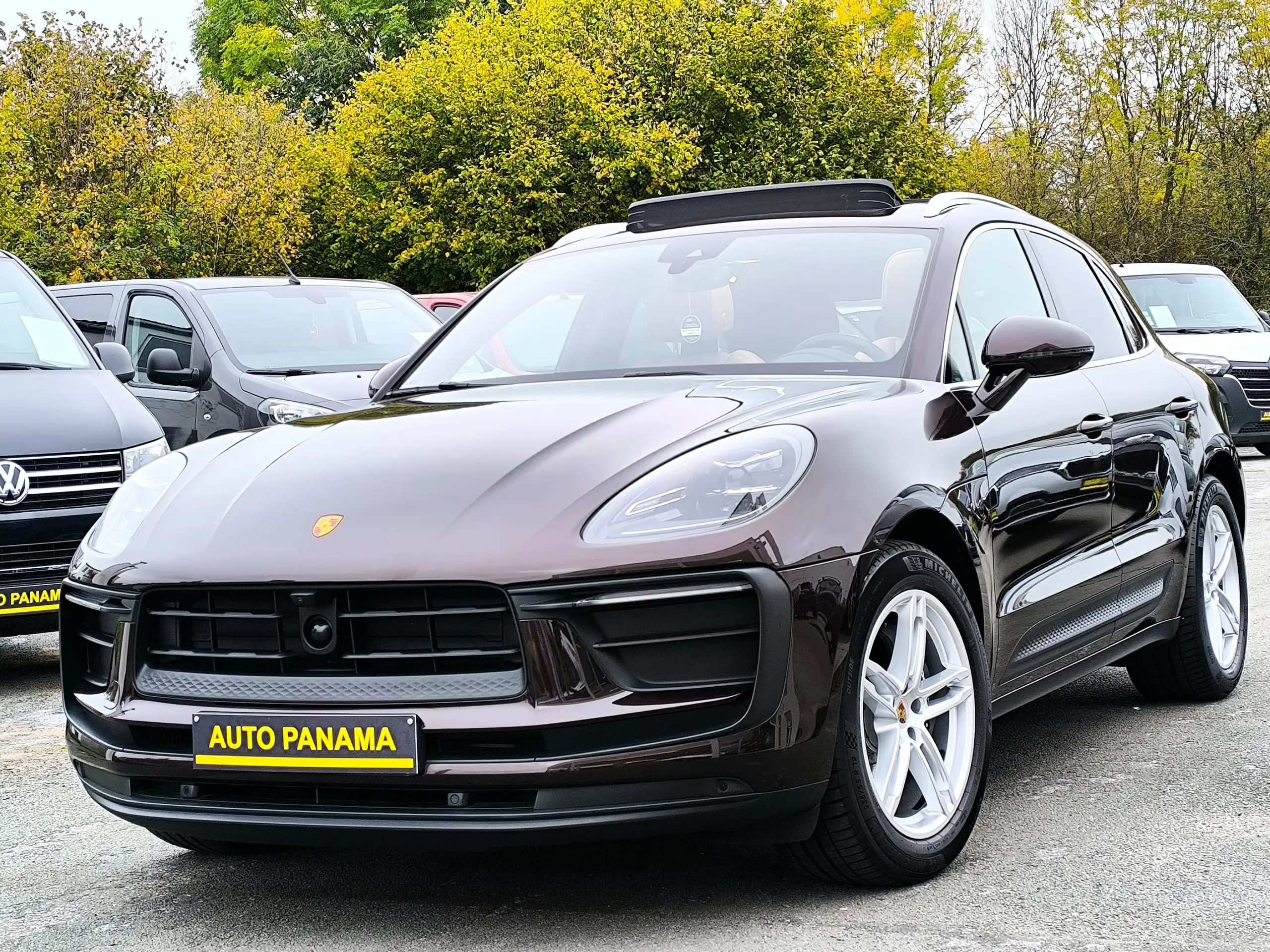 Porsche - Macan