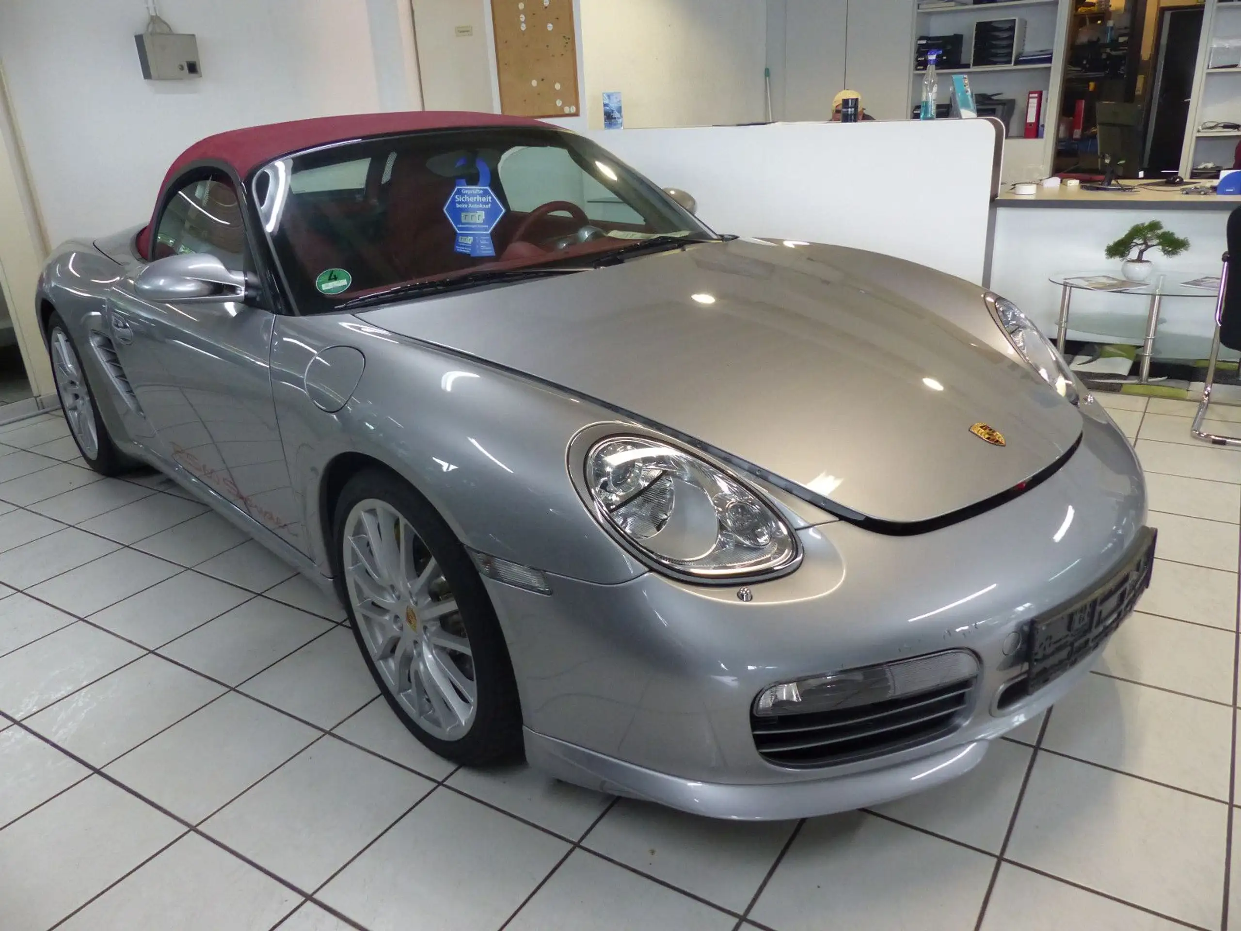 Porsche - Boxster