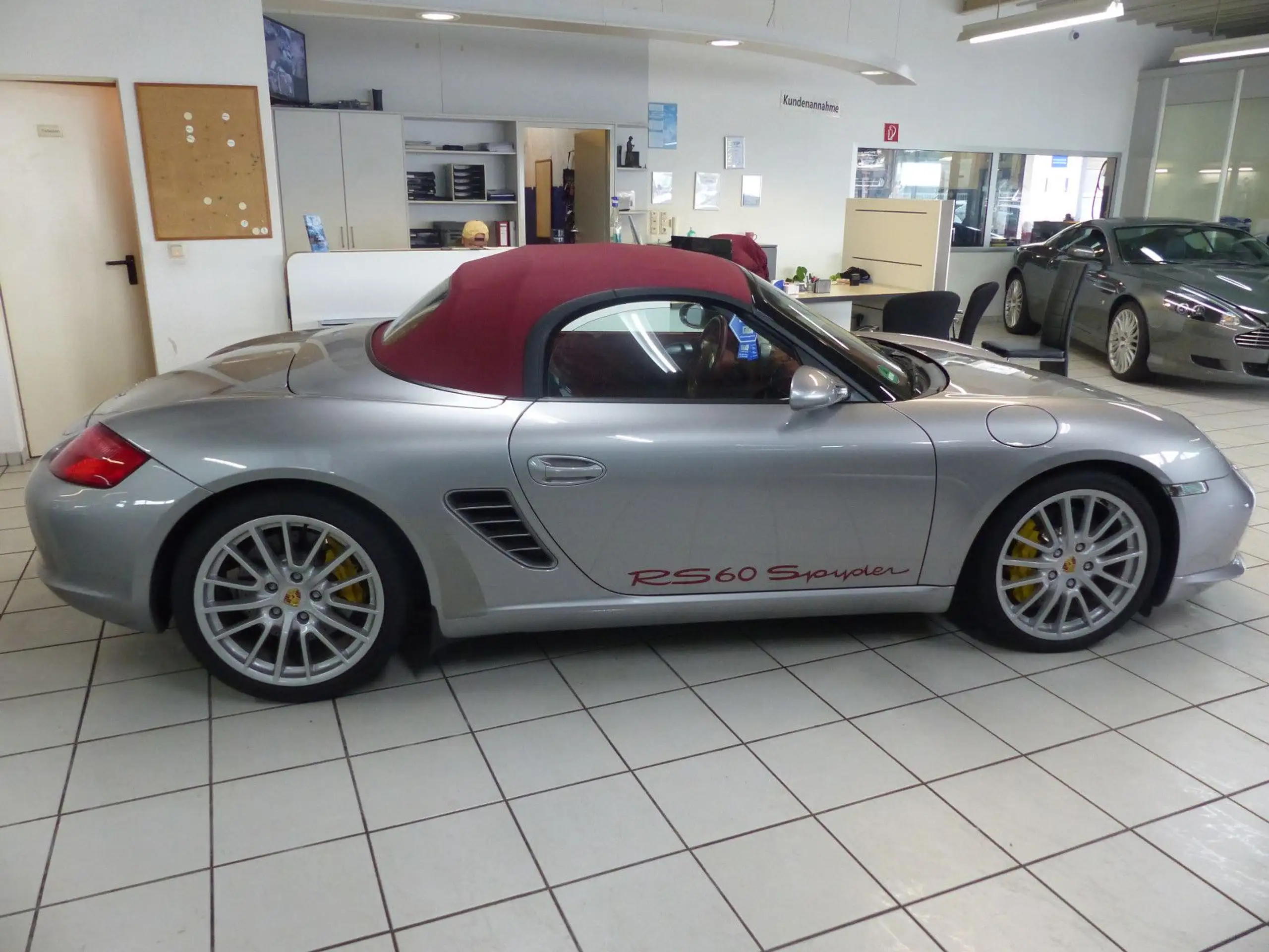 Porsche - Boxster