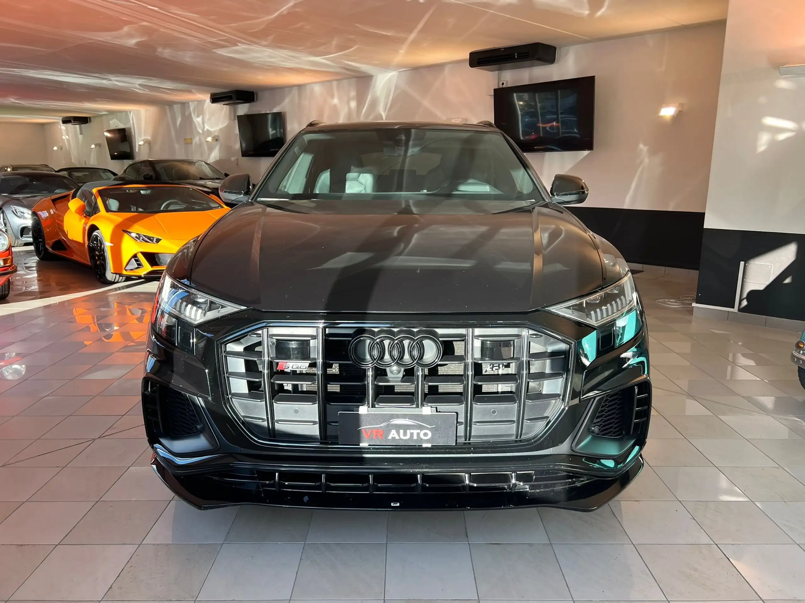 Audi - SQ8