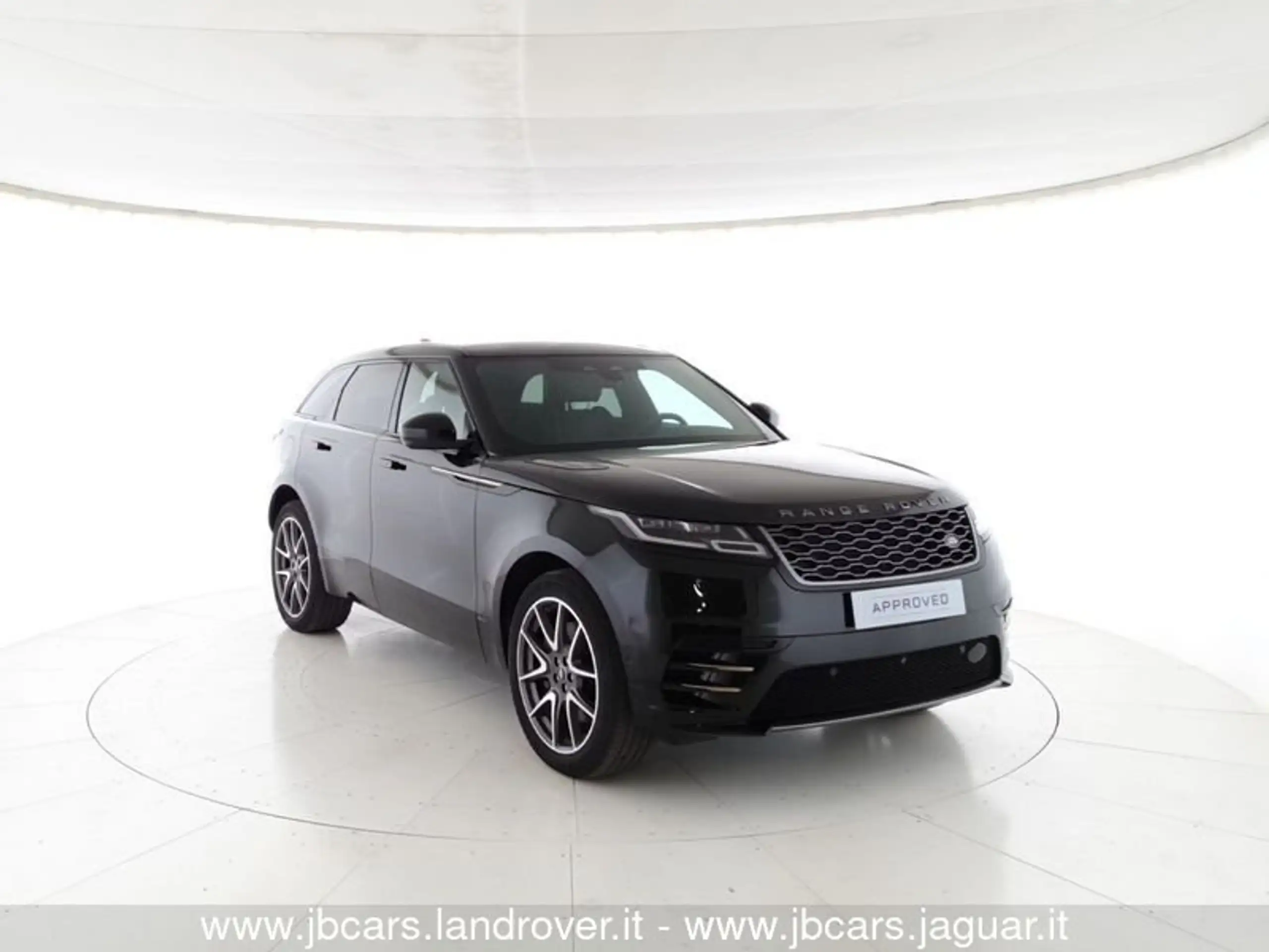 Land Rover - Range Rover Velar