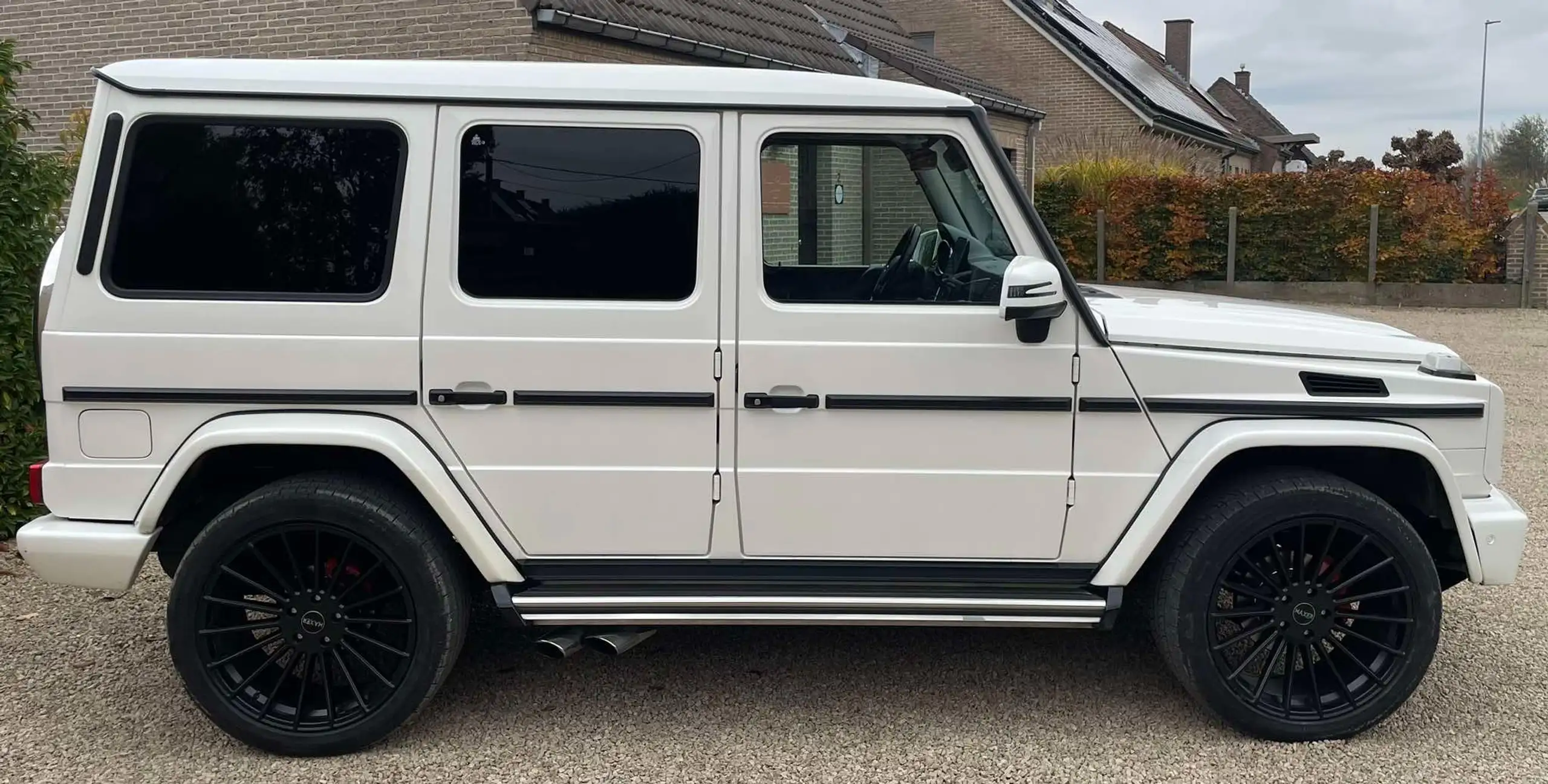 Mercedes-Benz - G 350