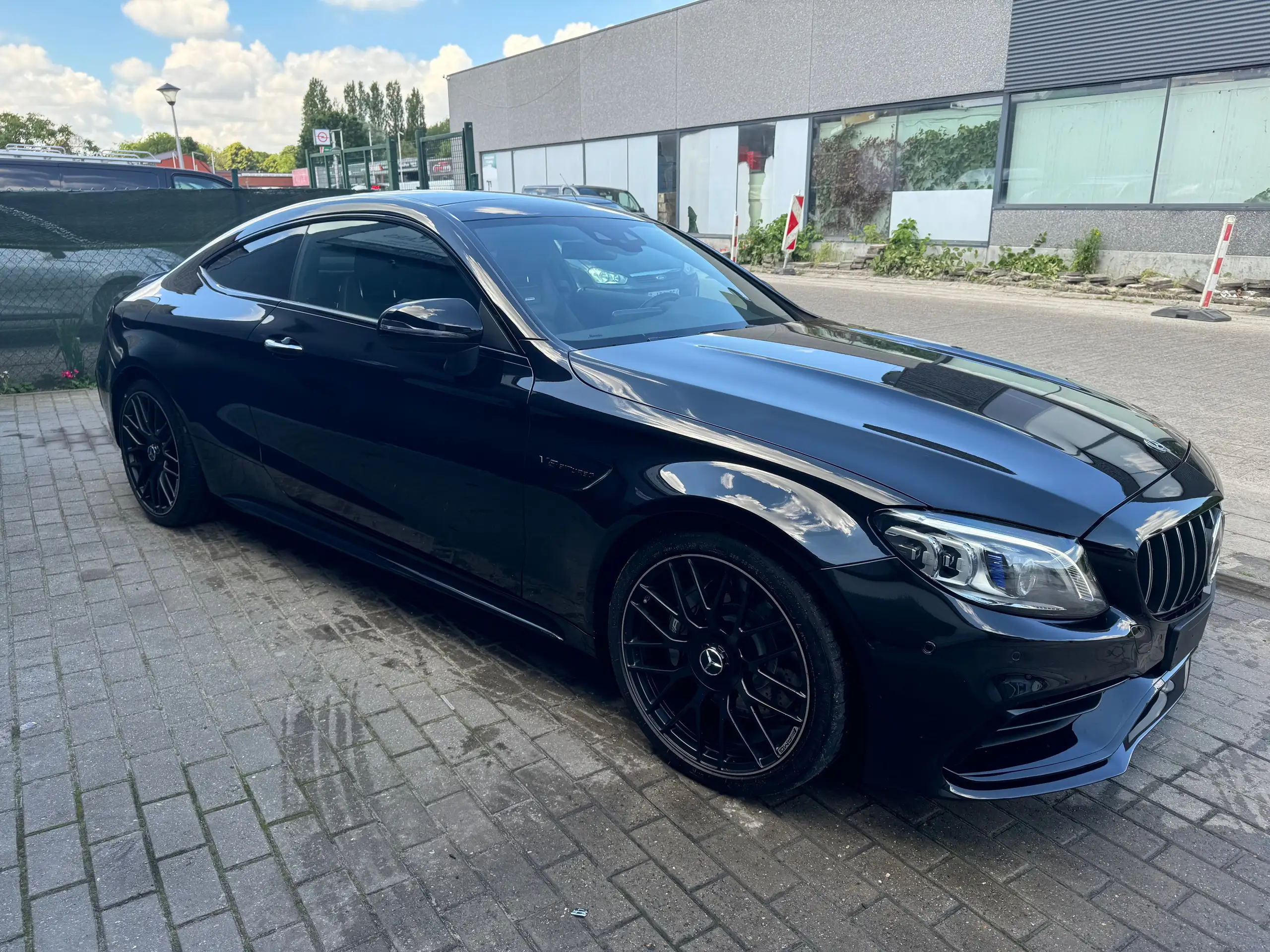 Mercedes-Benz - C 63 AMG