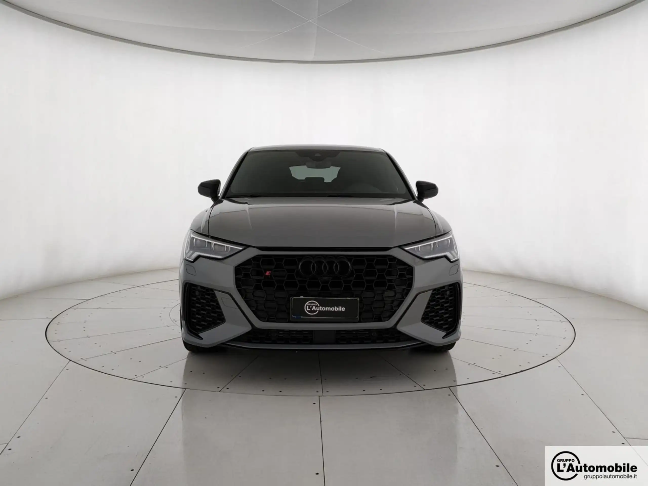 Audi - RS Q3