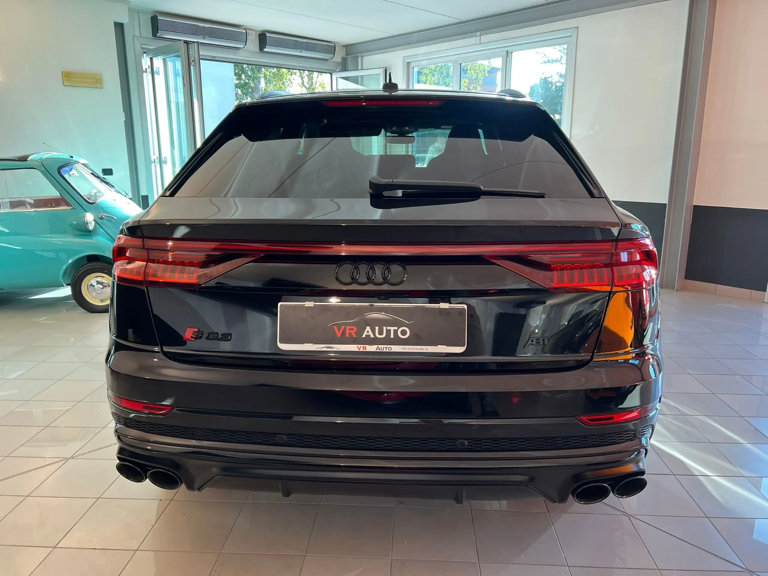 Audi - SQ8