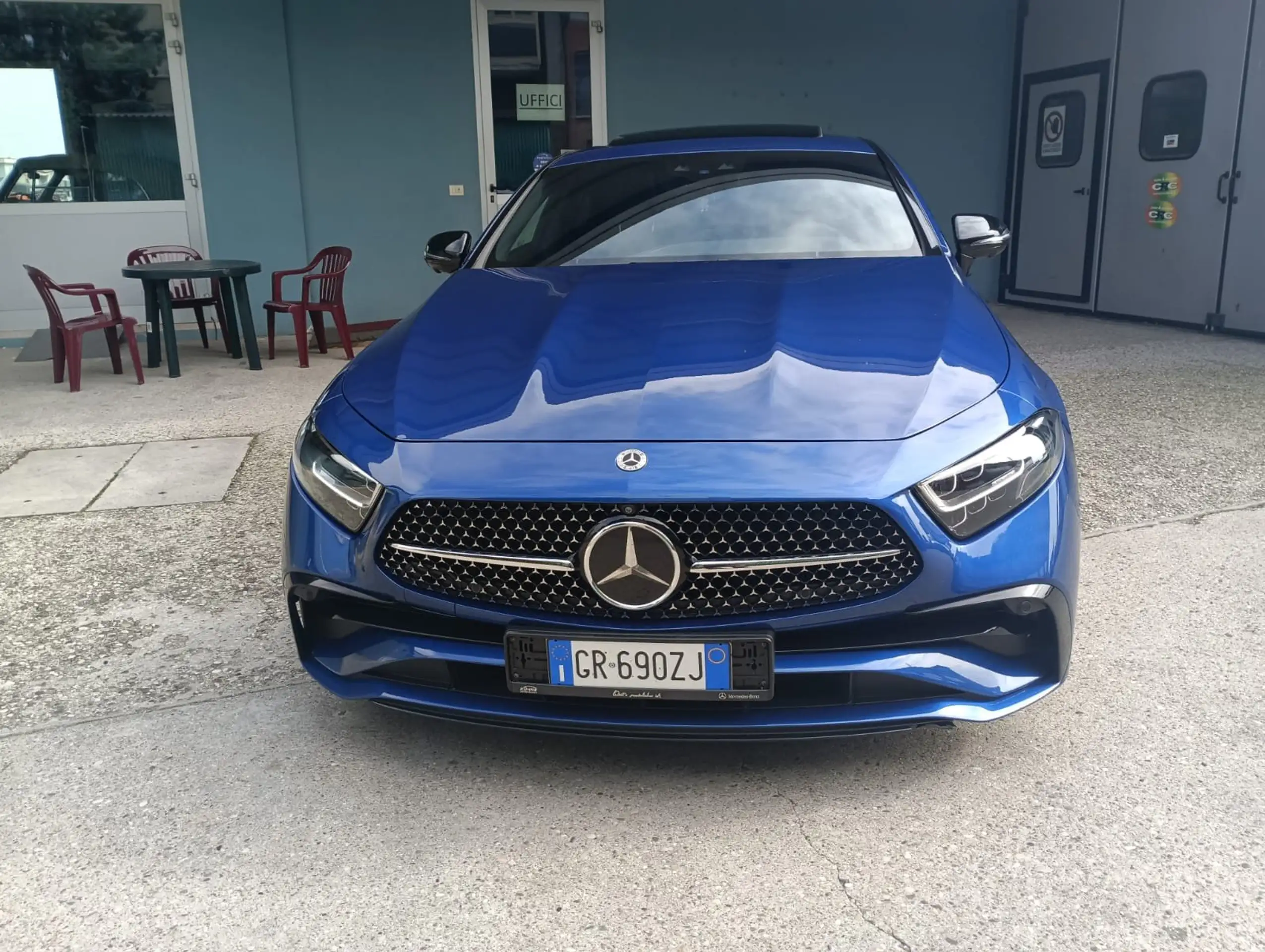 Mercedes-Benz - CLS 300