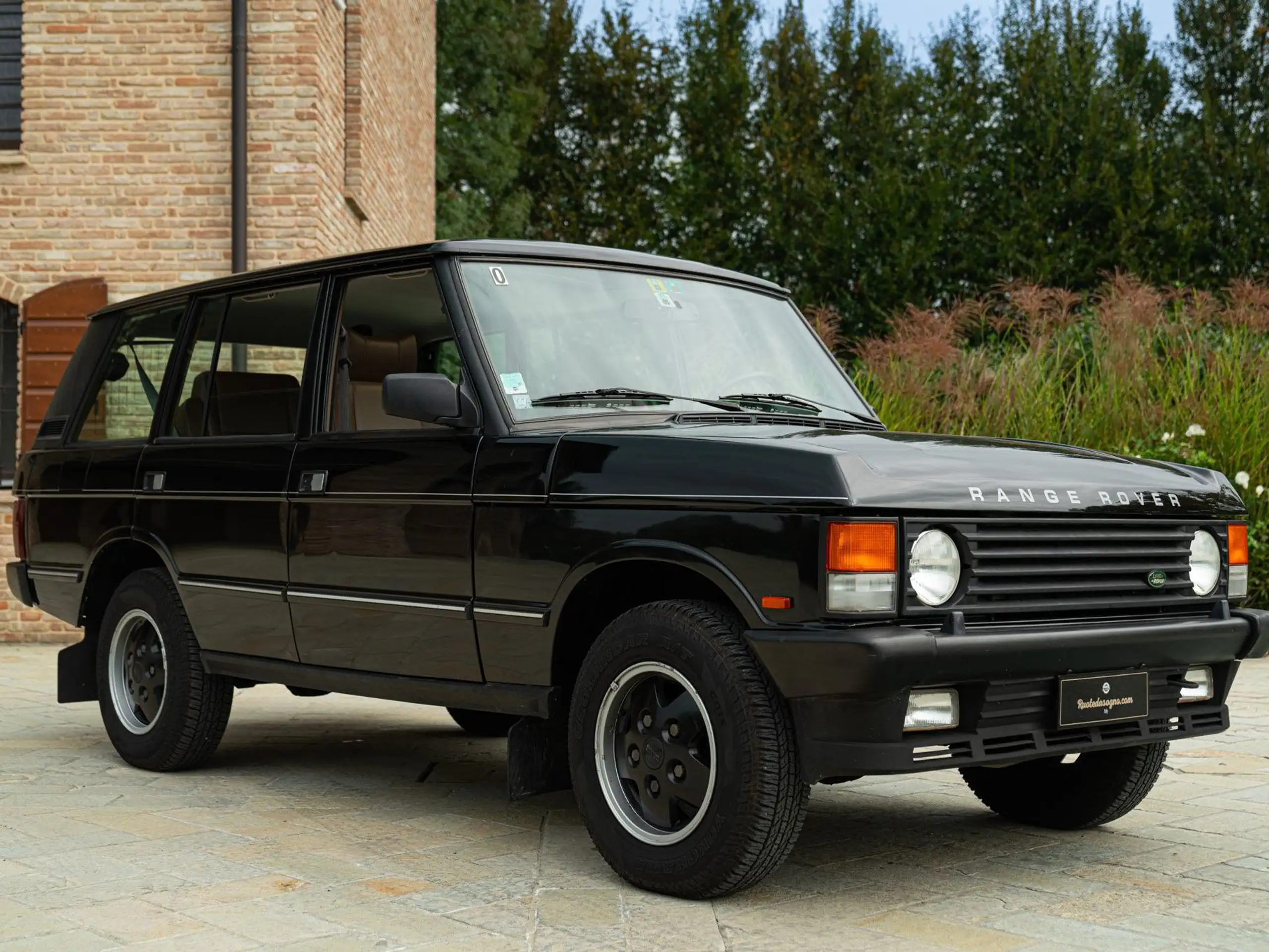 Land Rover - Range Rover