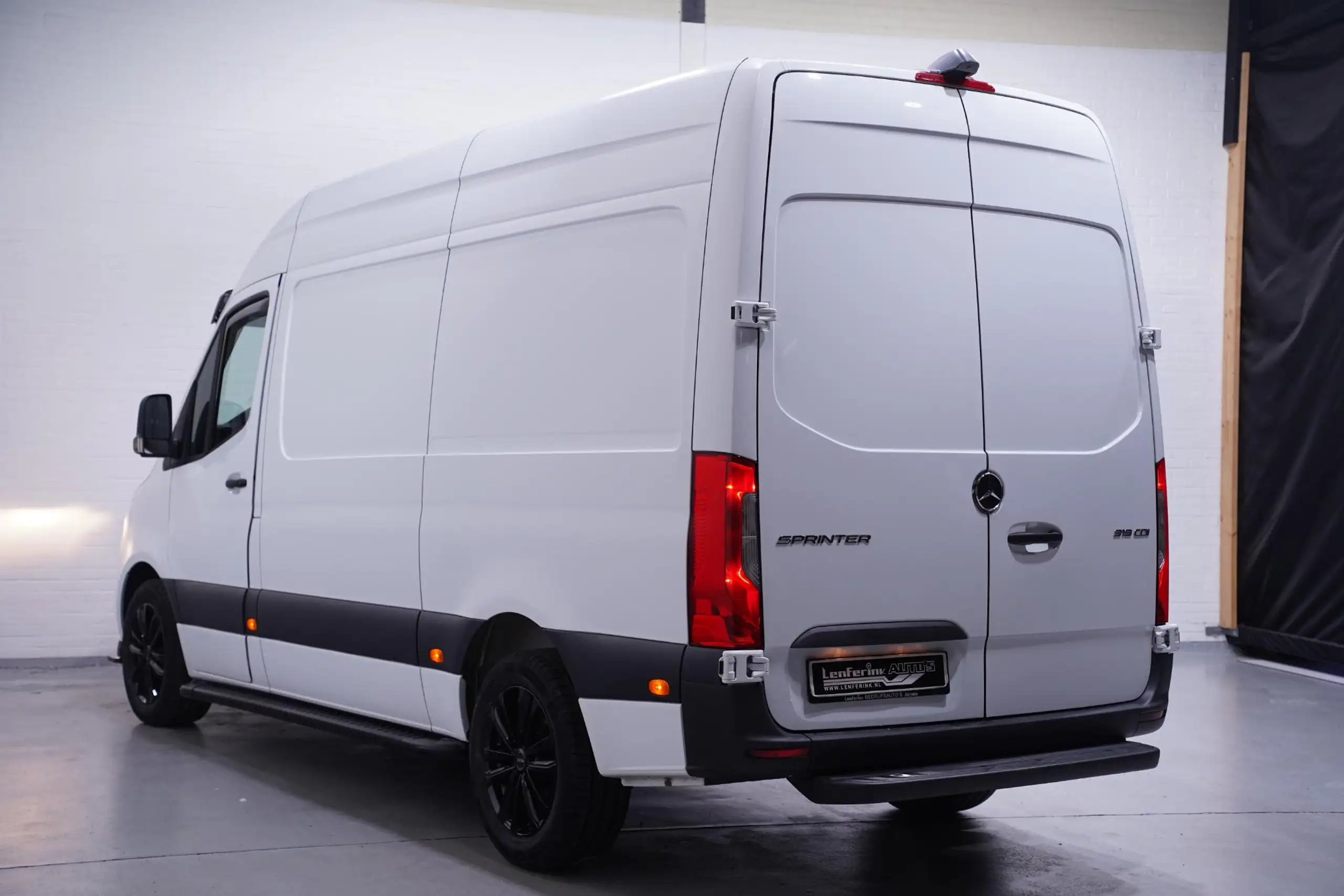 Mercedes-Benz - Sprinter