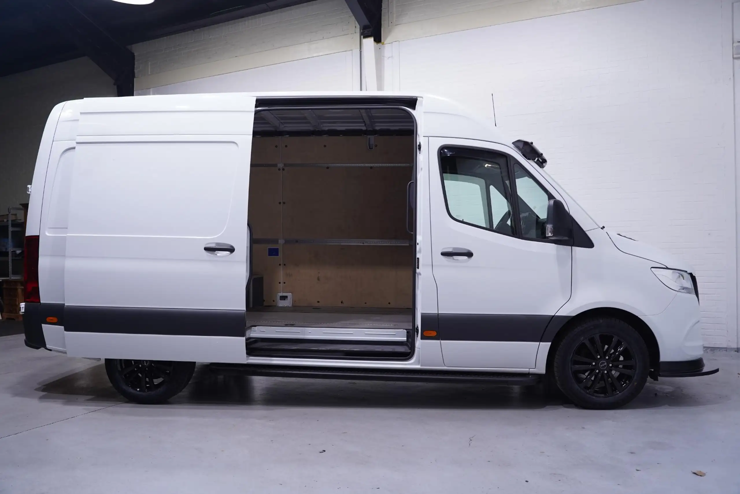 Mercedes-Benz - Sprinter