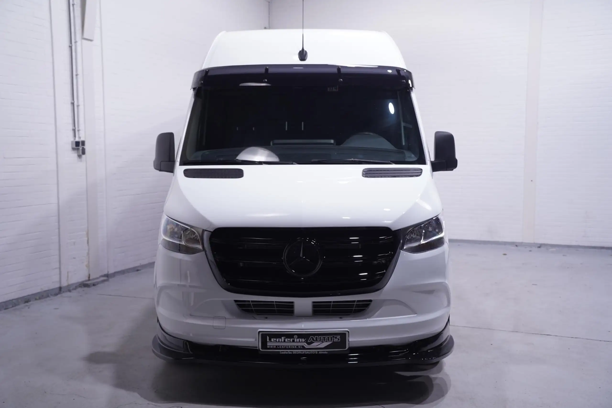 Mercedes-Benz - Sprinter