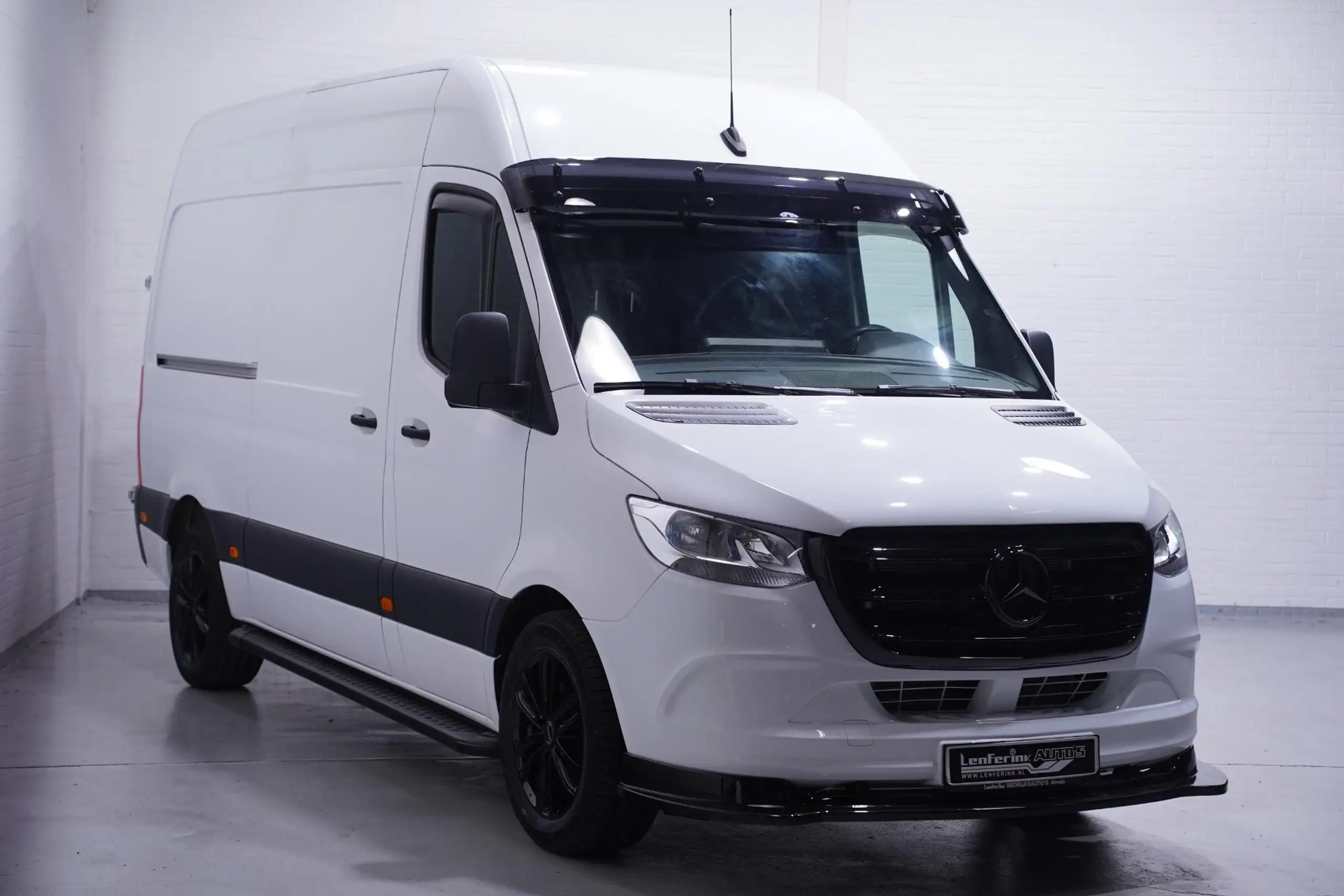 Mercedes-Benz - Sprinter