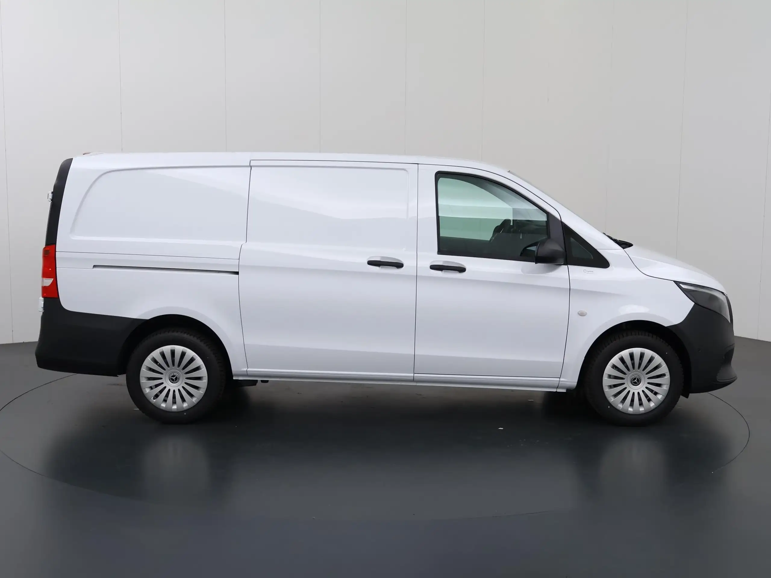 Mercedes-Benz - Vito