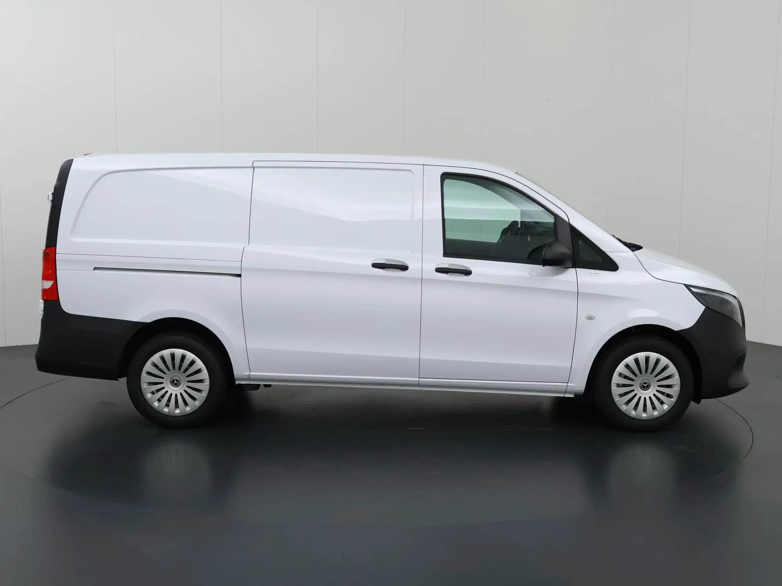 Mercedes-Benz - Vito