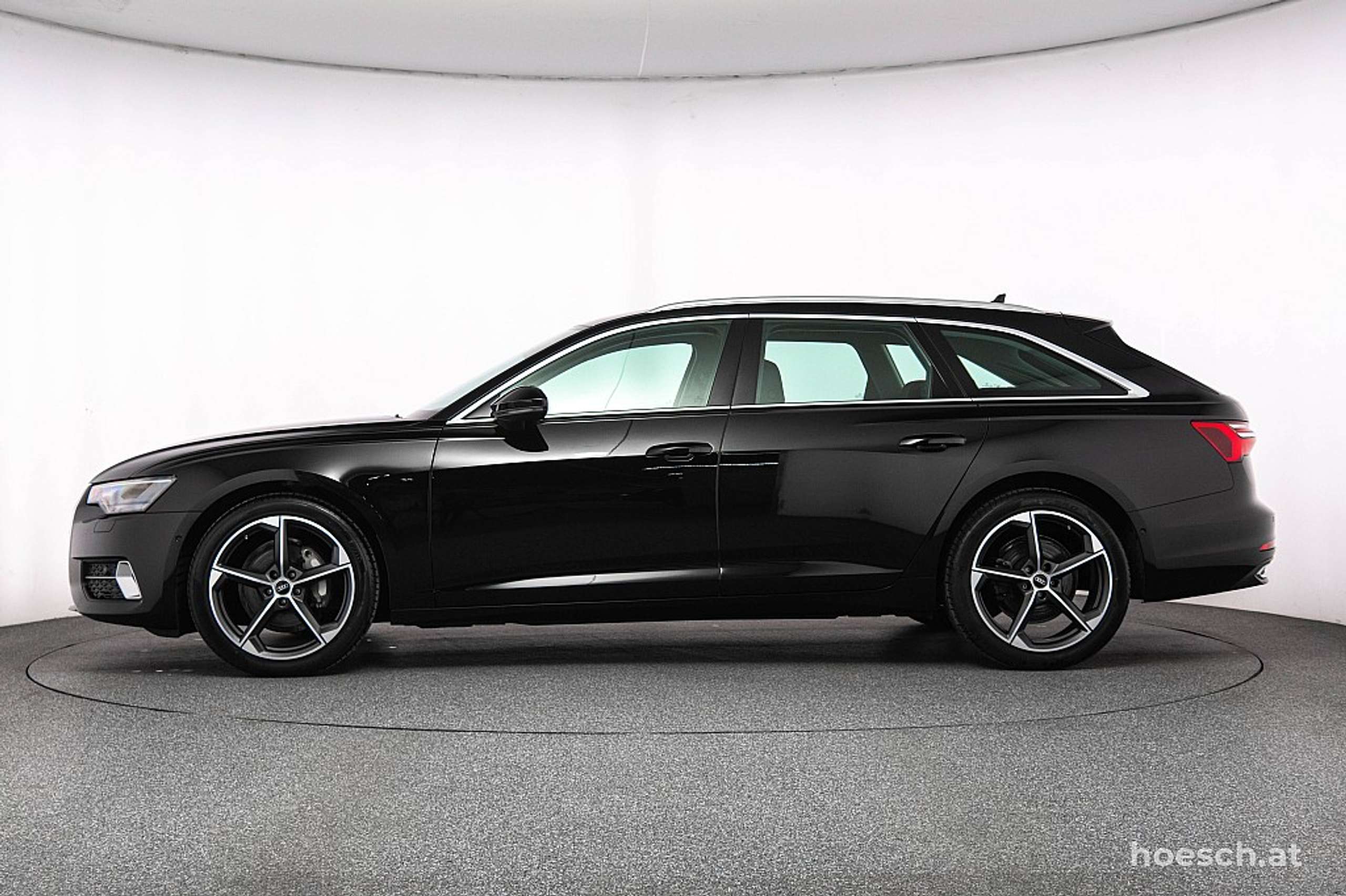 Audi - A6