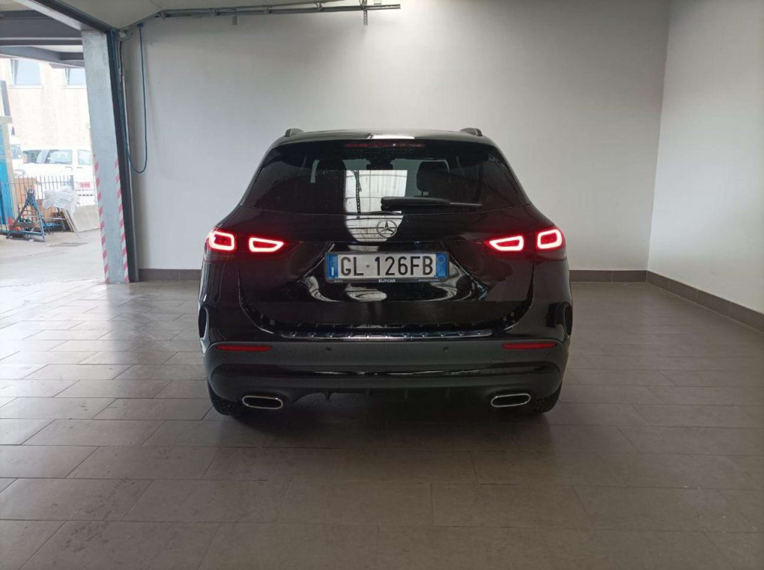 Mercedes-Benz - GLA 200