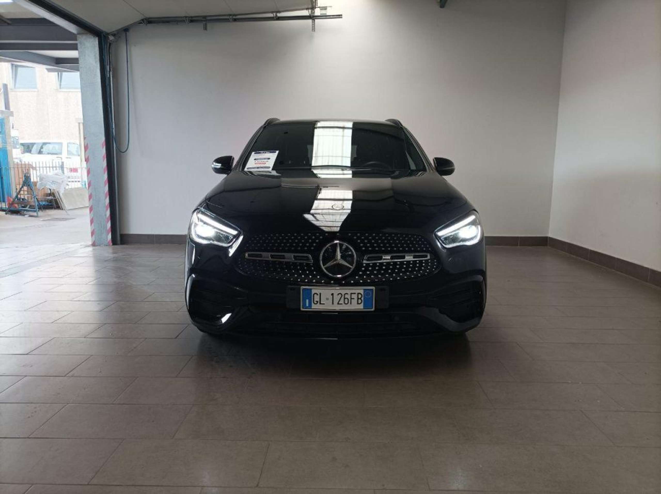 Mercedes-Benz - GLA 200