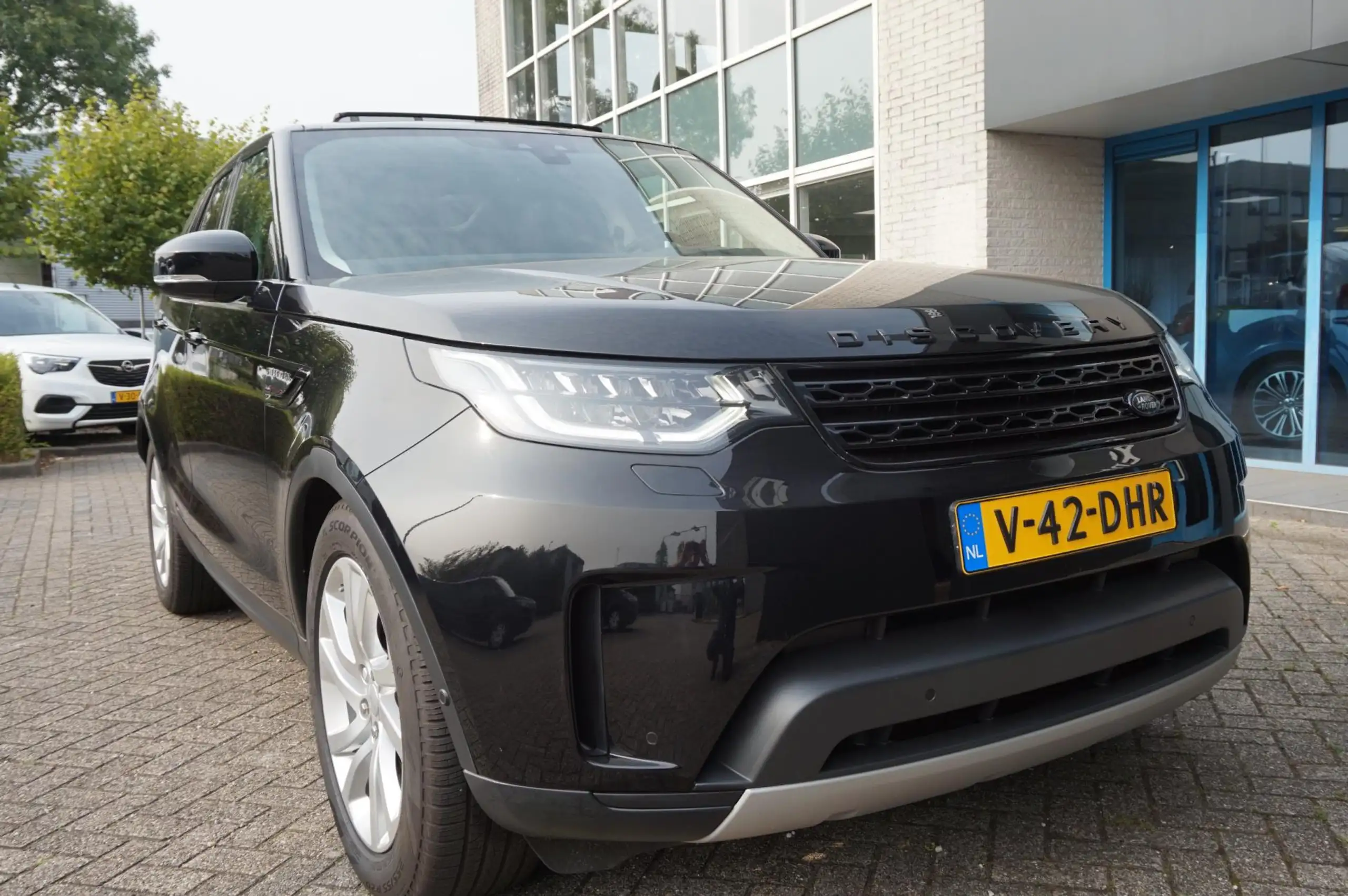 Land Rover - Discovery