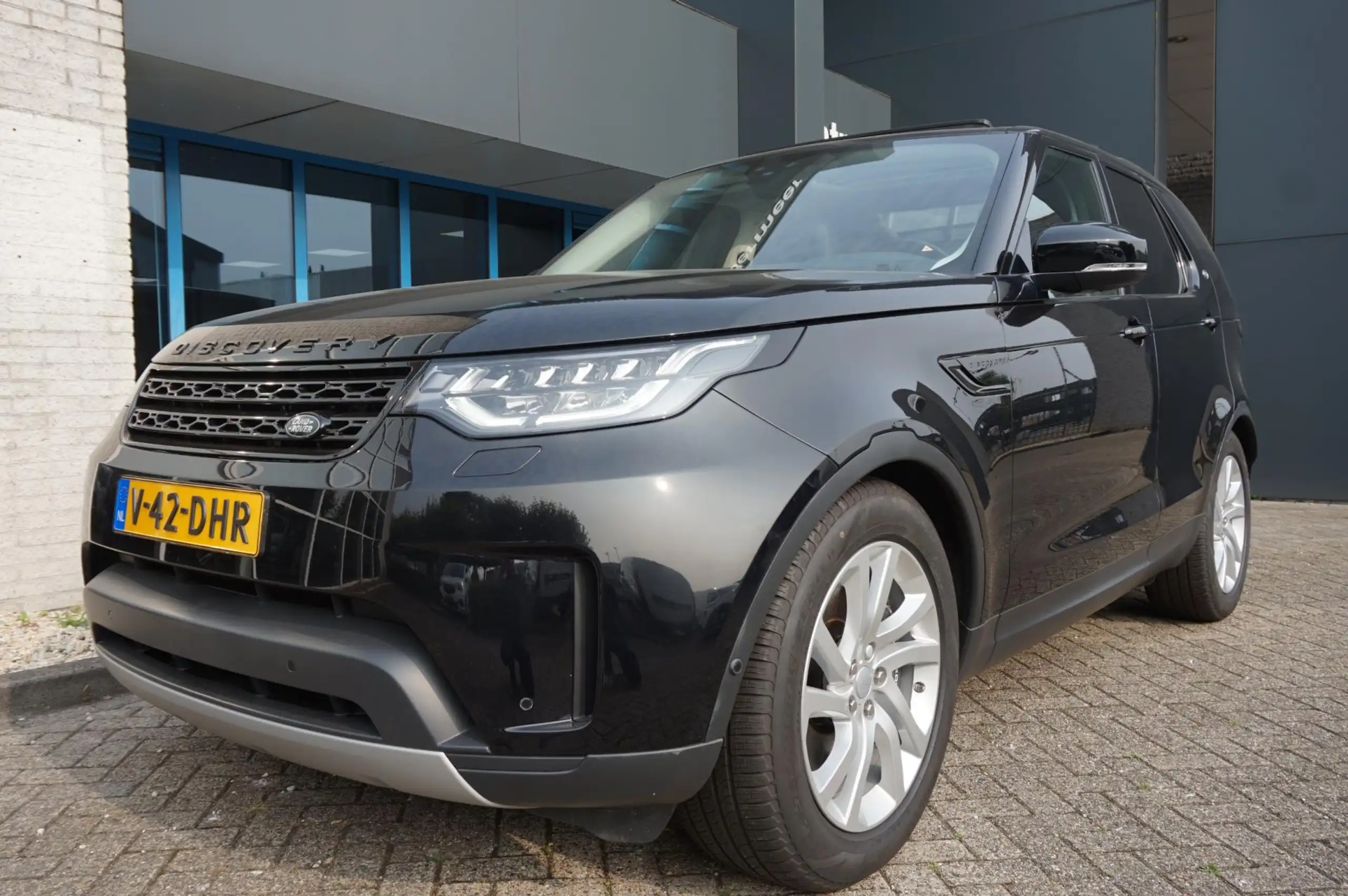 Land Rover - Discovery