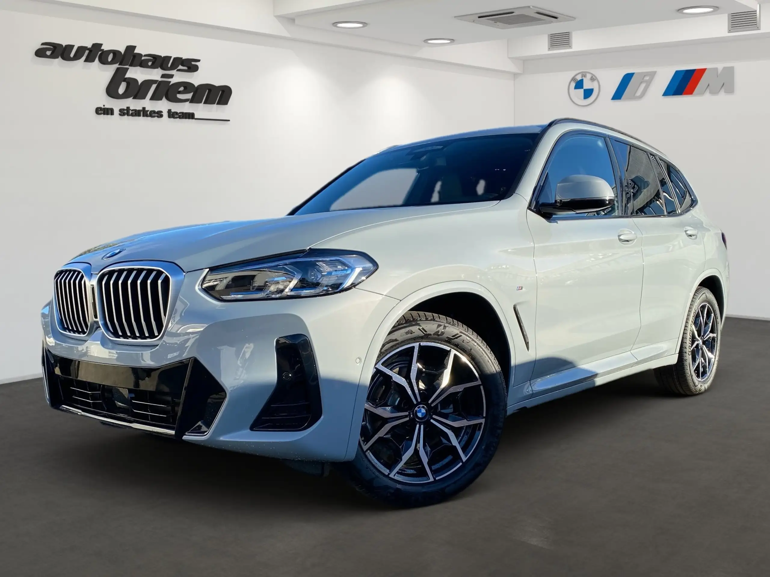 BMW - X3