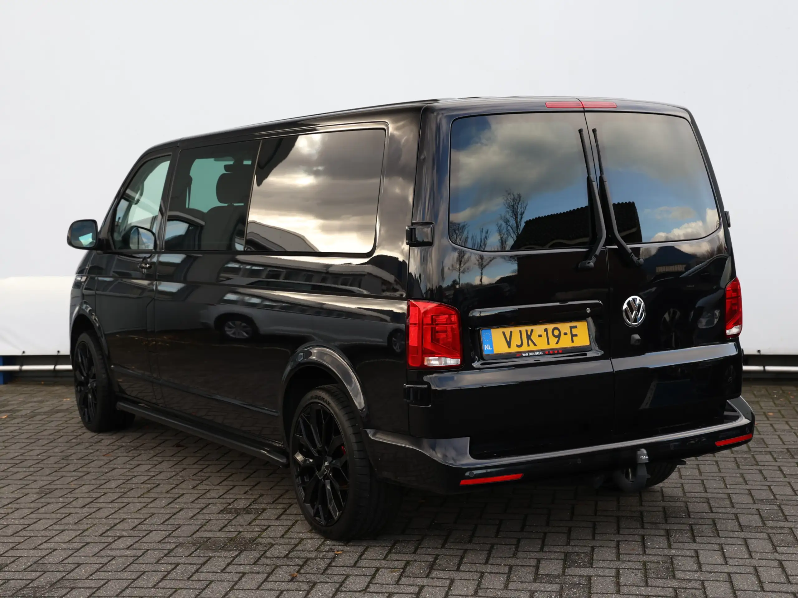 Volkswagen - T6.1 Transporter