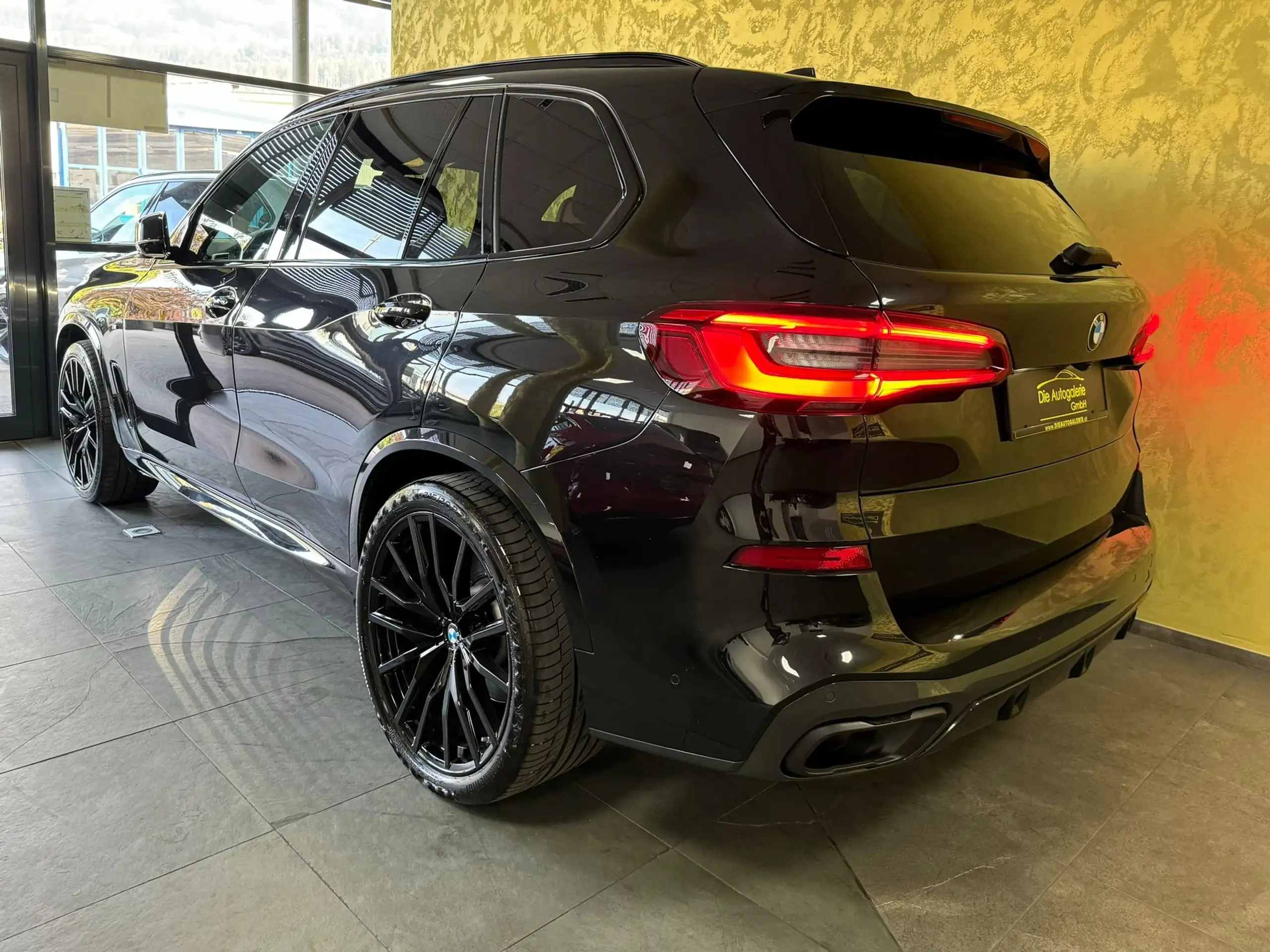 BMW - X5