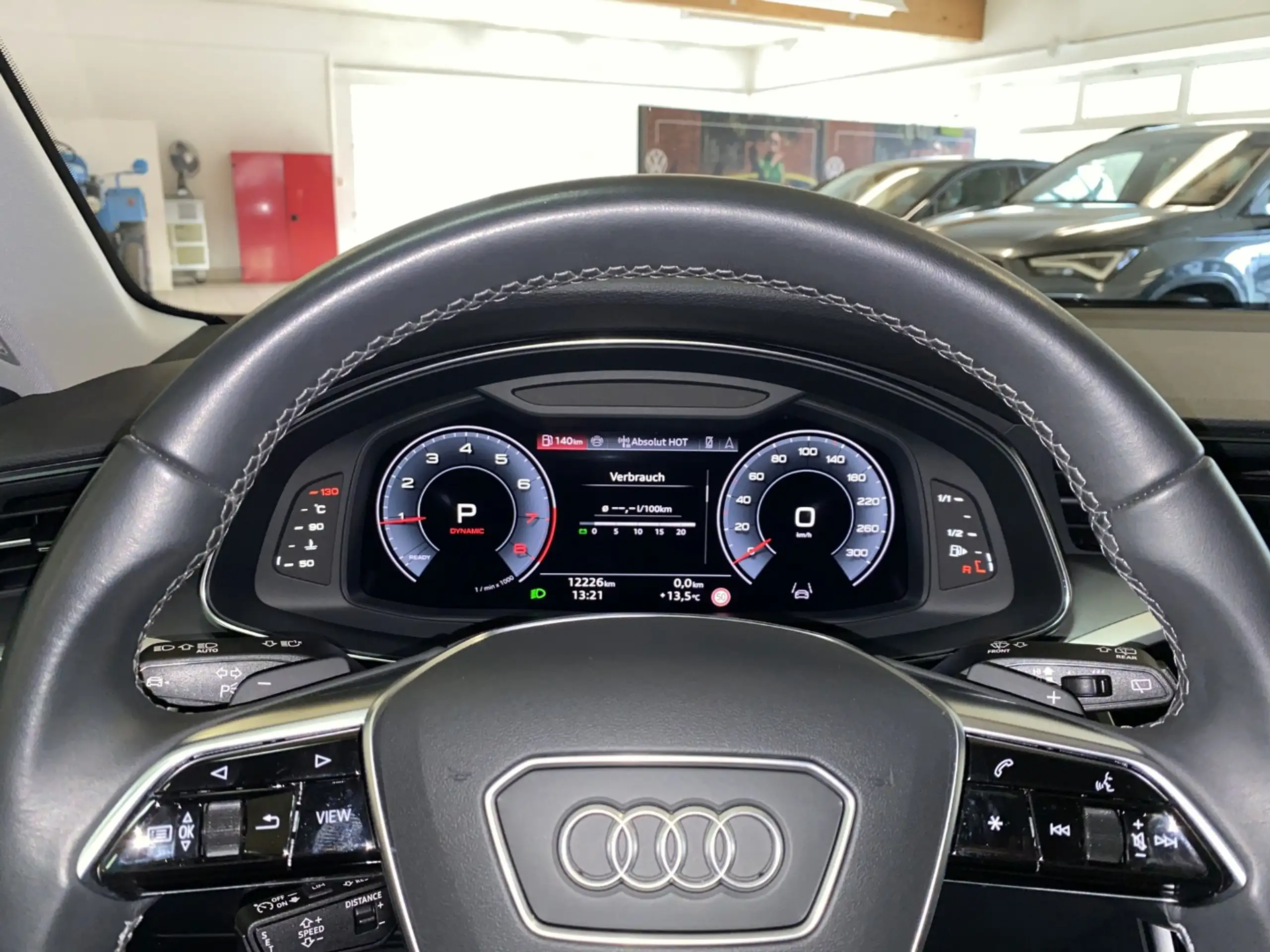 Audi - A6