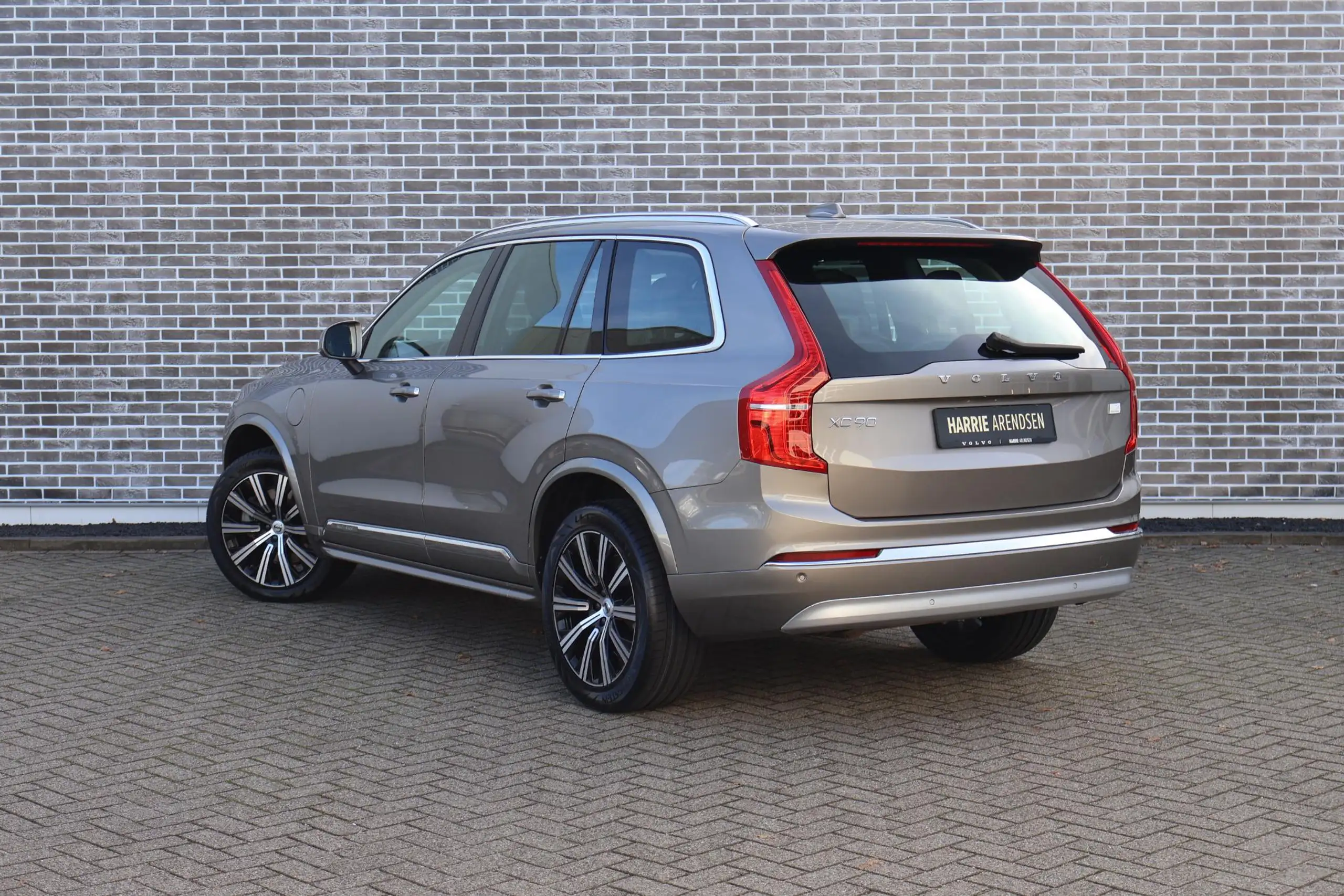 Volvo - XC90