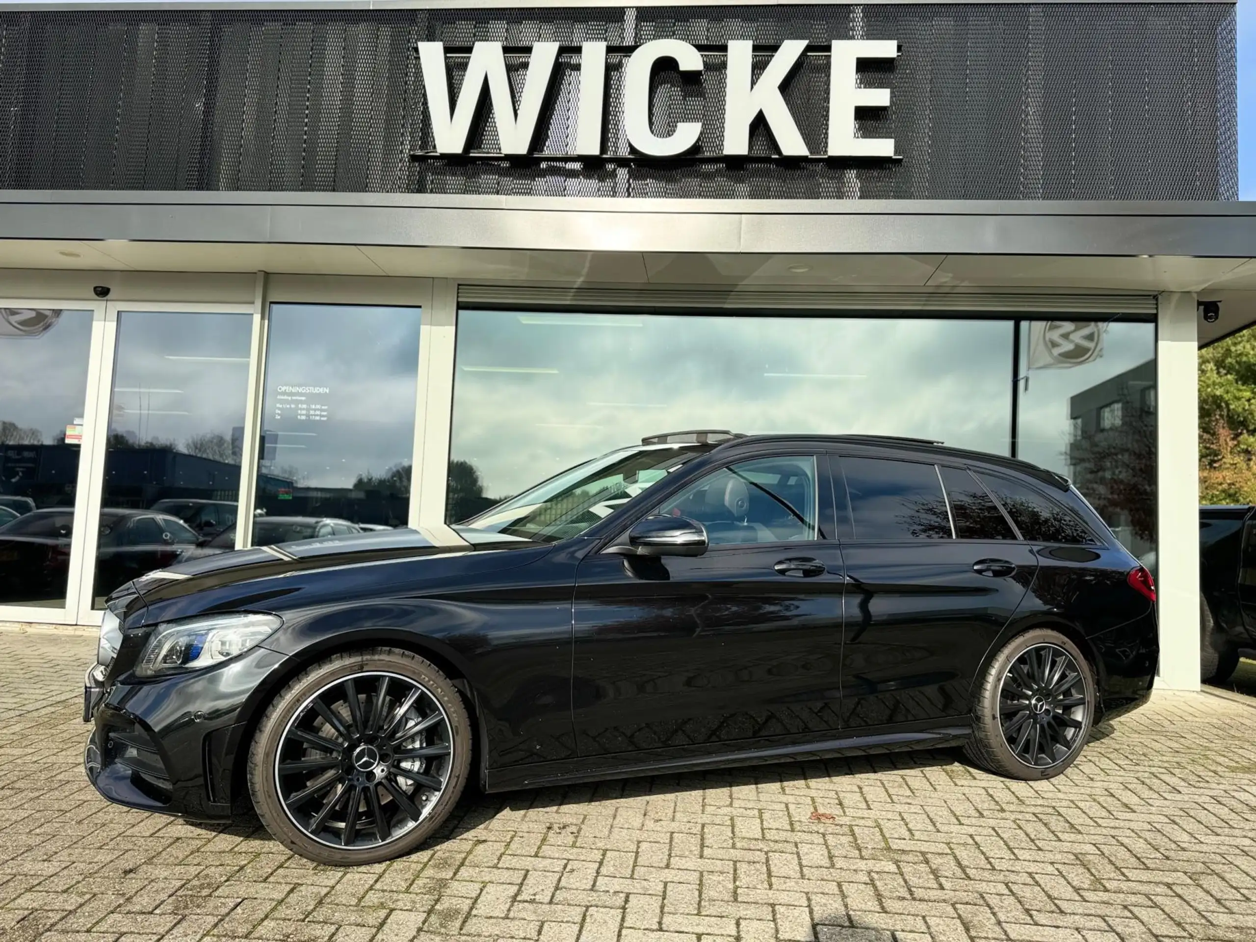 Mercedes-Benz - C 43 AMG