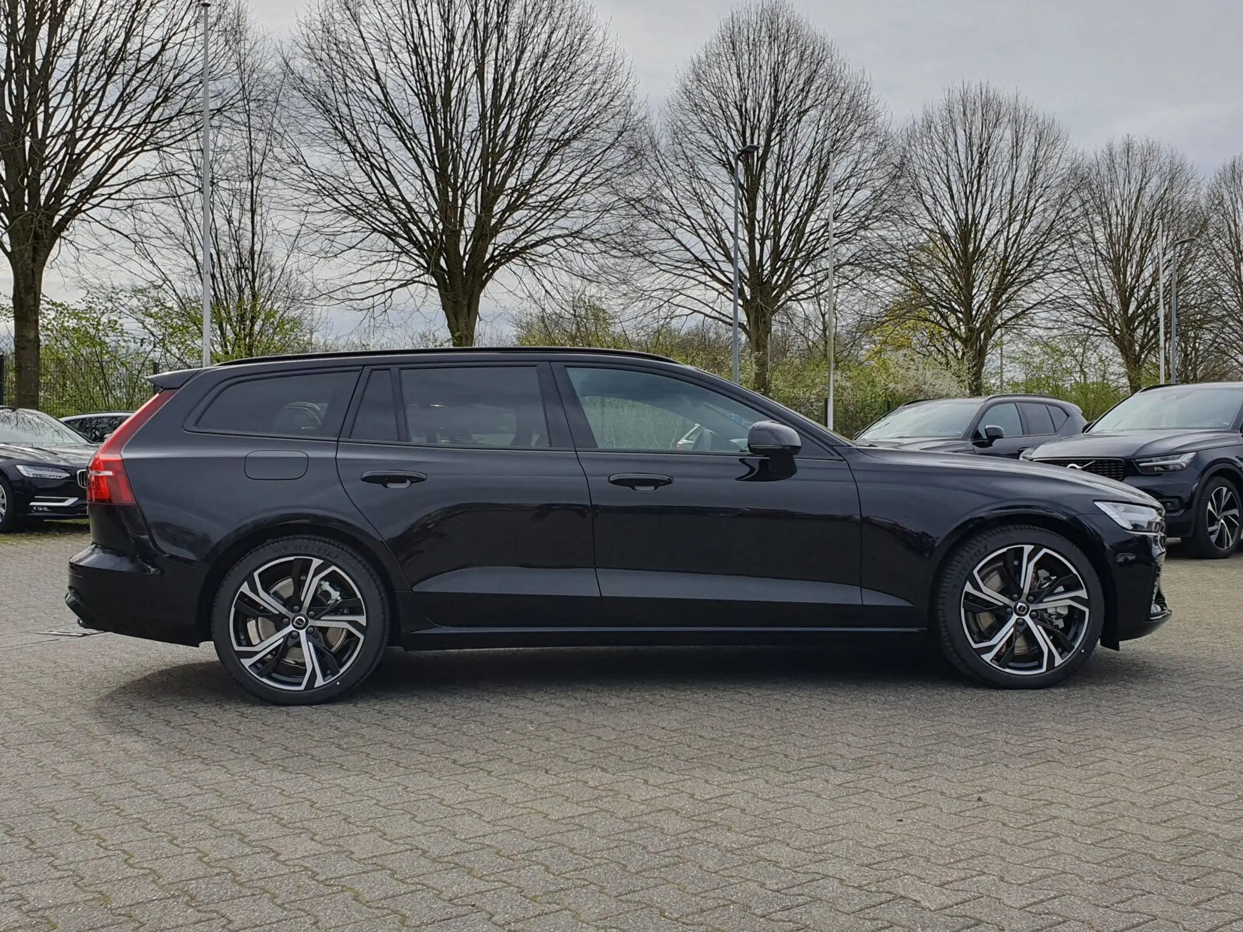 Volvo - V60