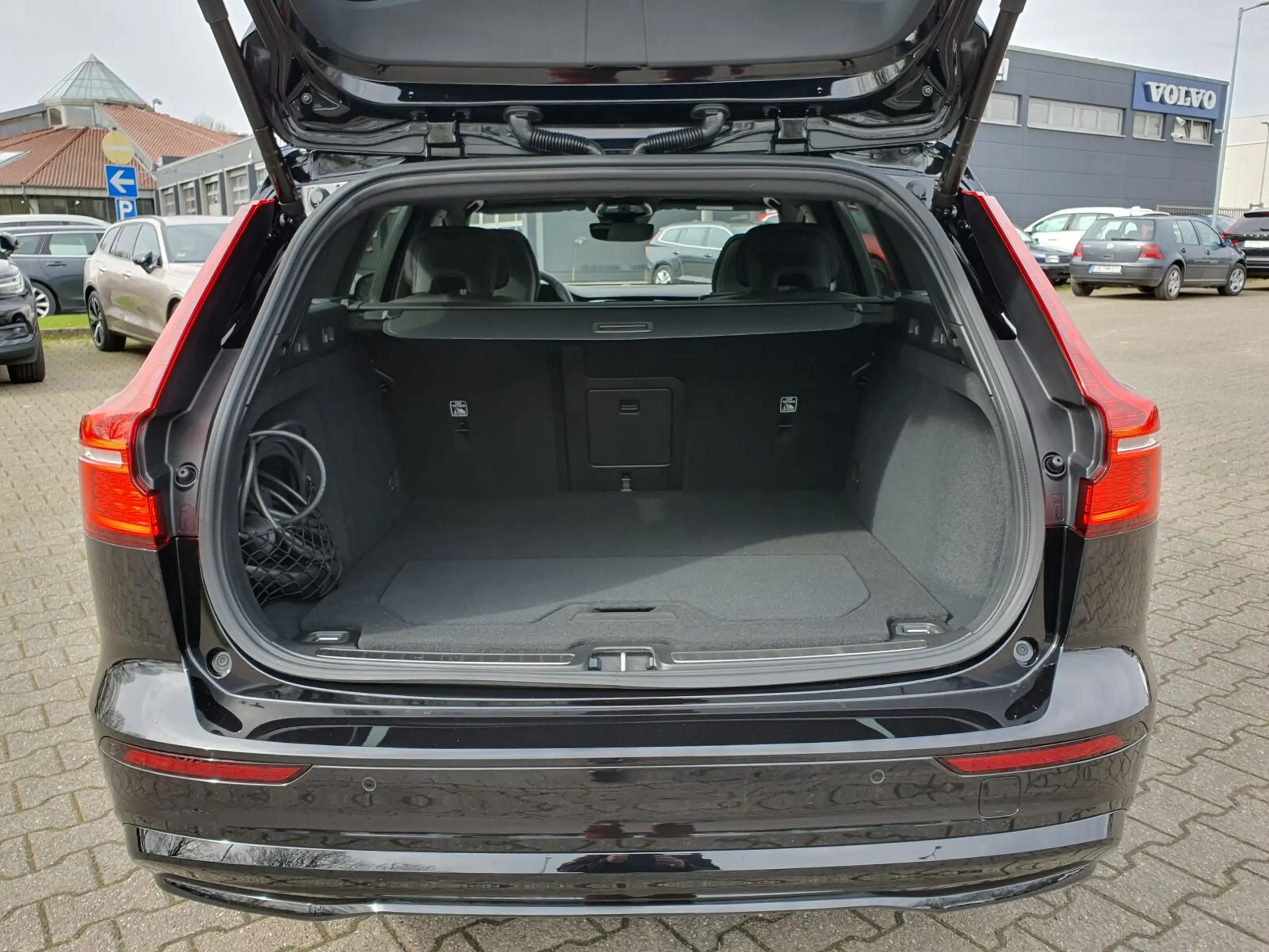 Volvo - V60