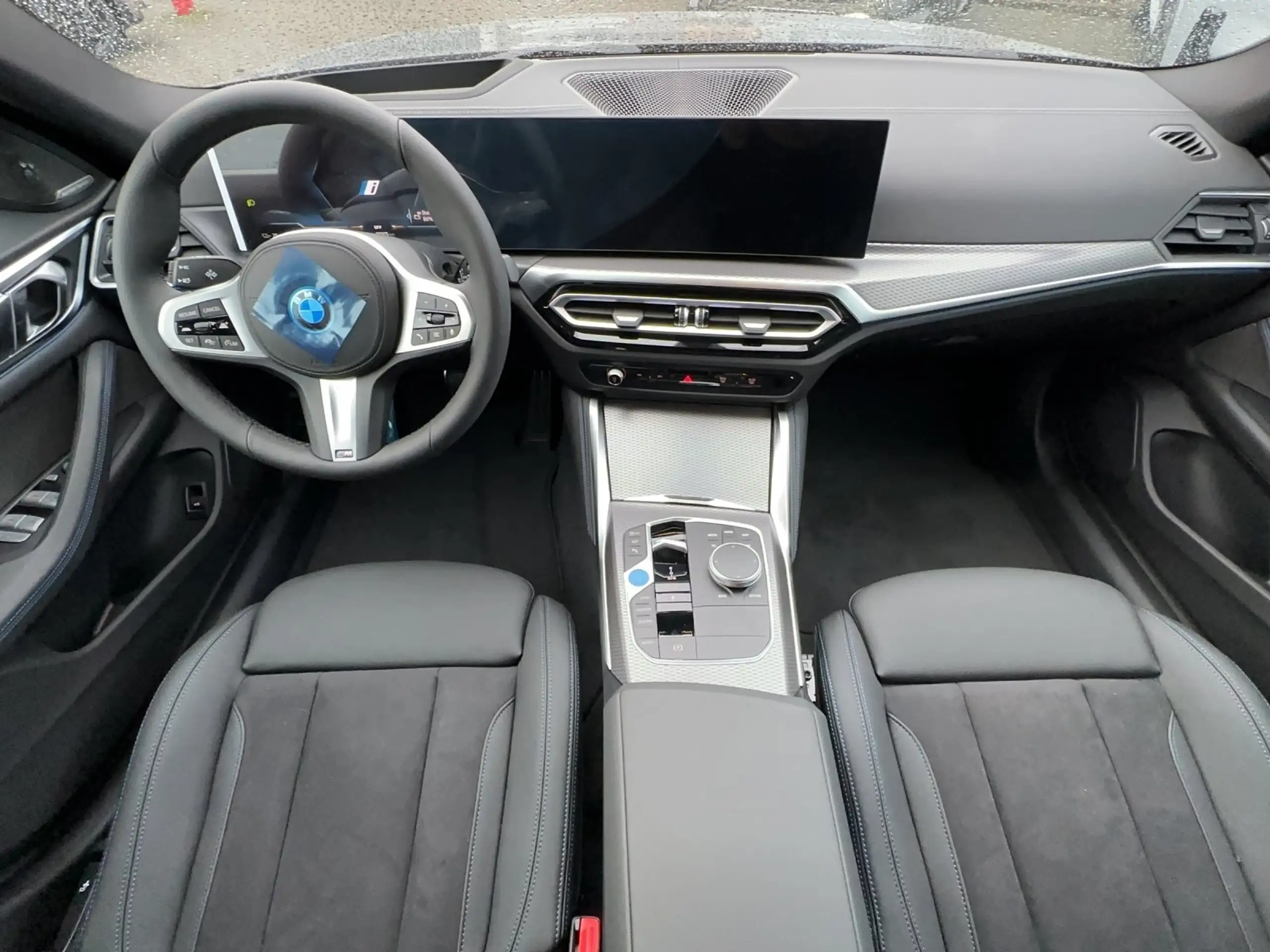 BMW - i4