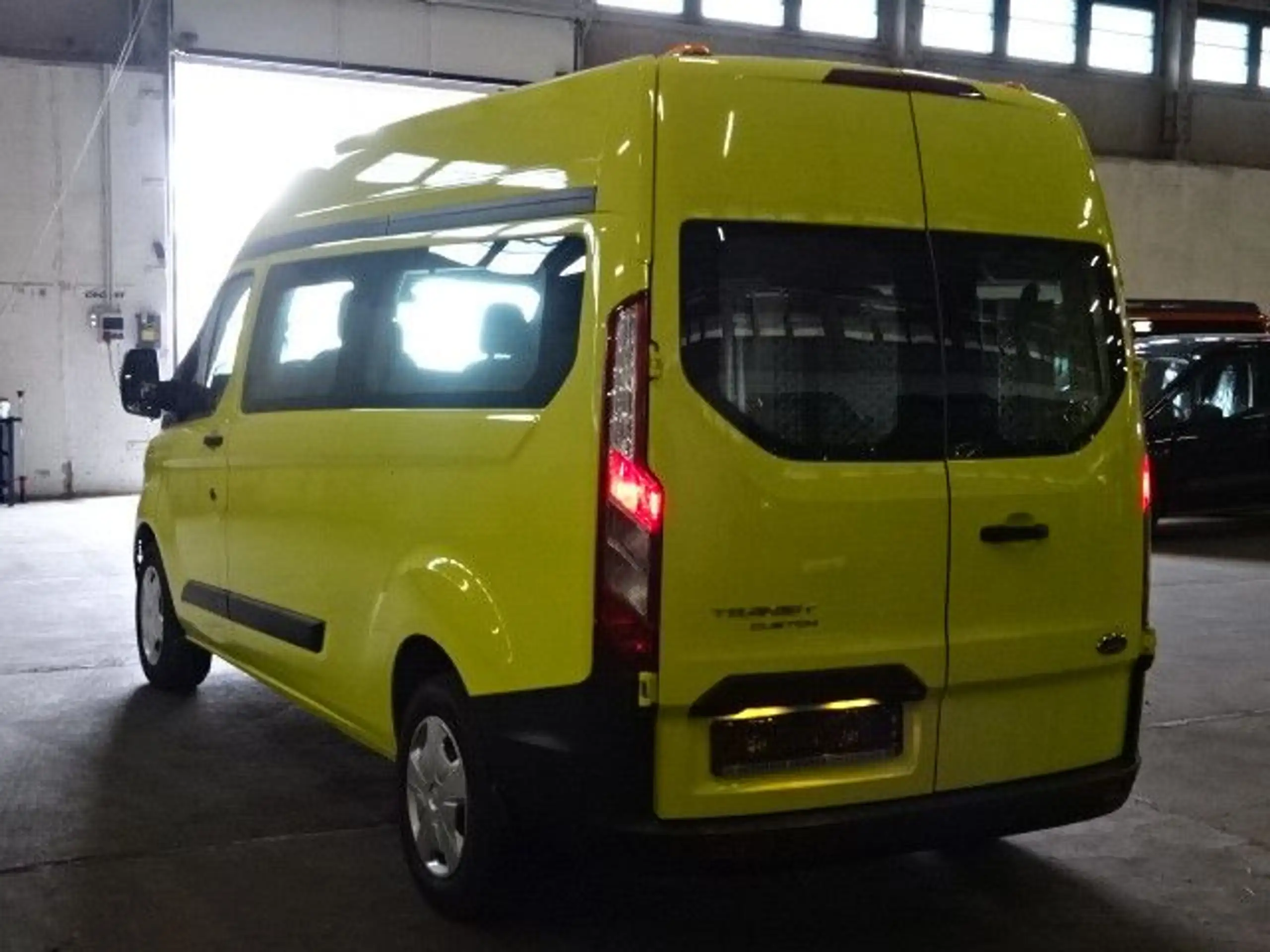 Ford - Transit Custom