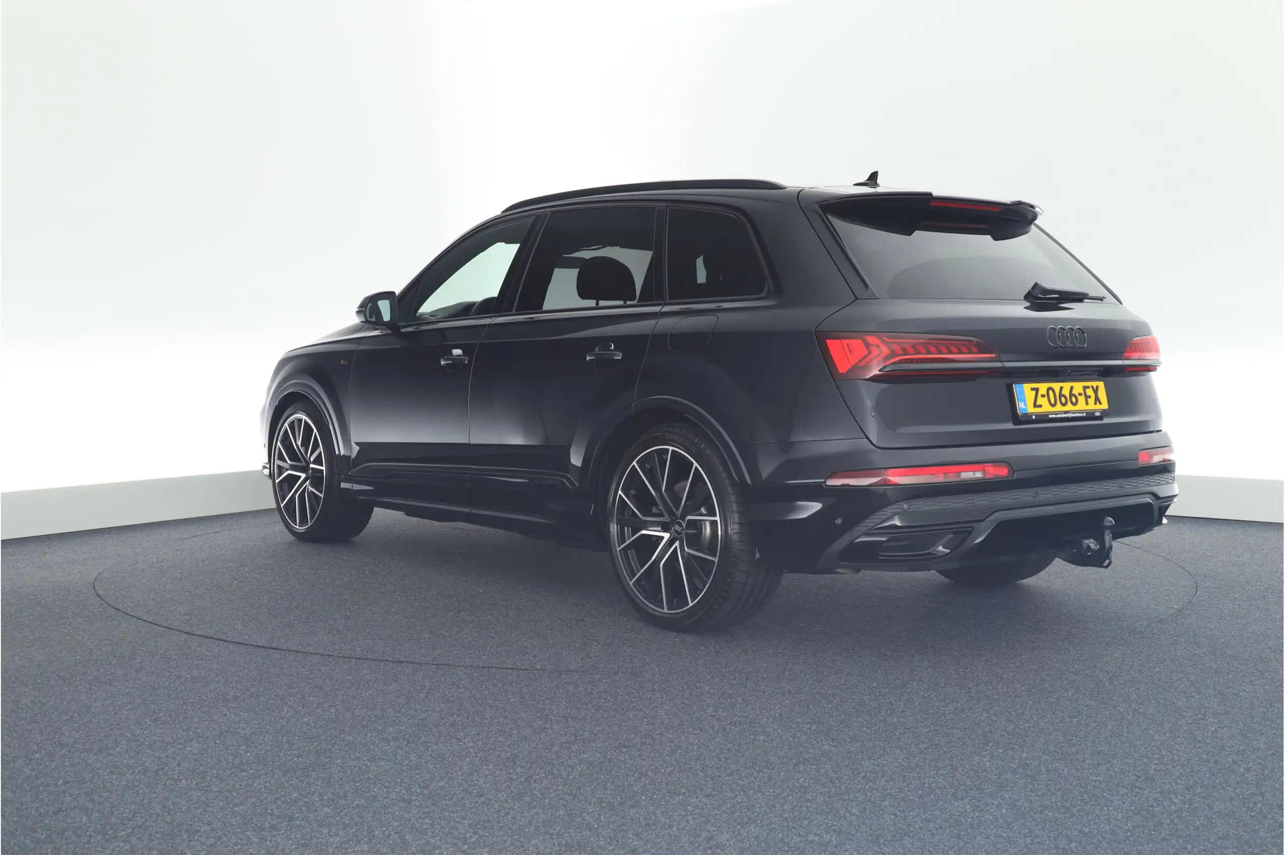 Audi - Q7