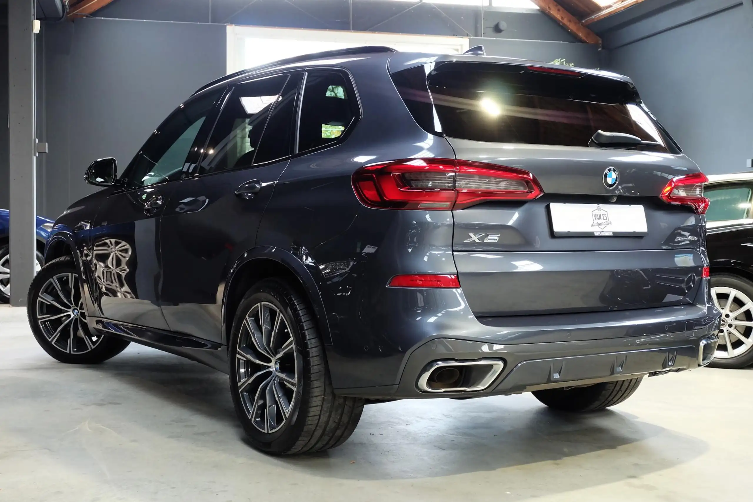 BMW - X5