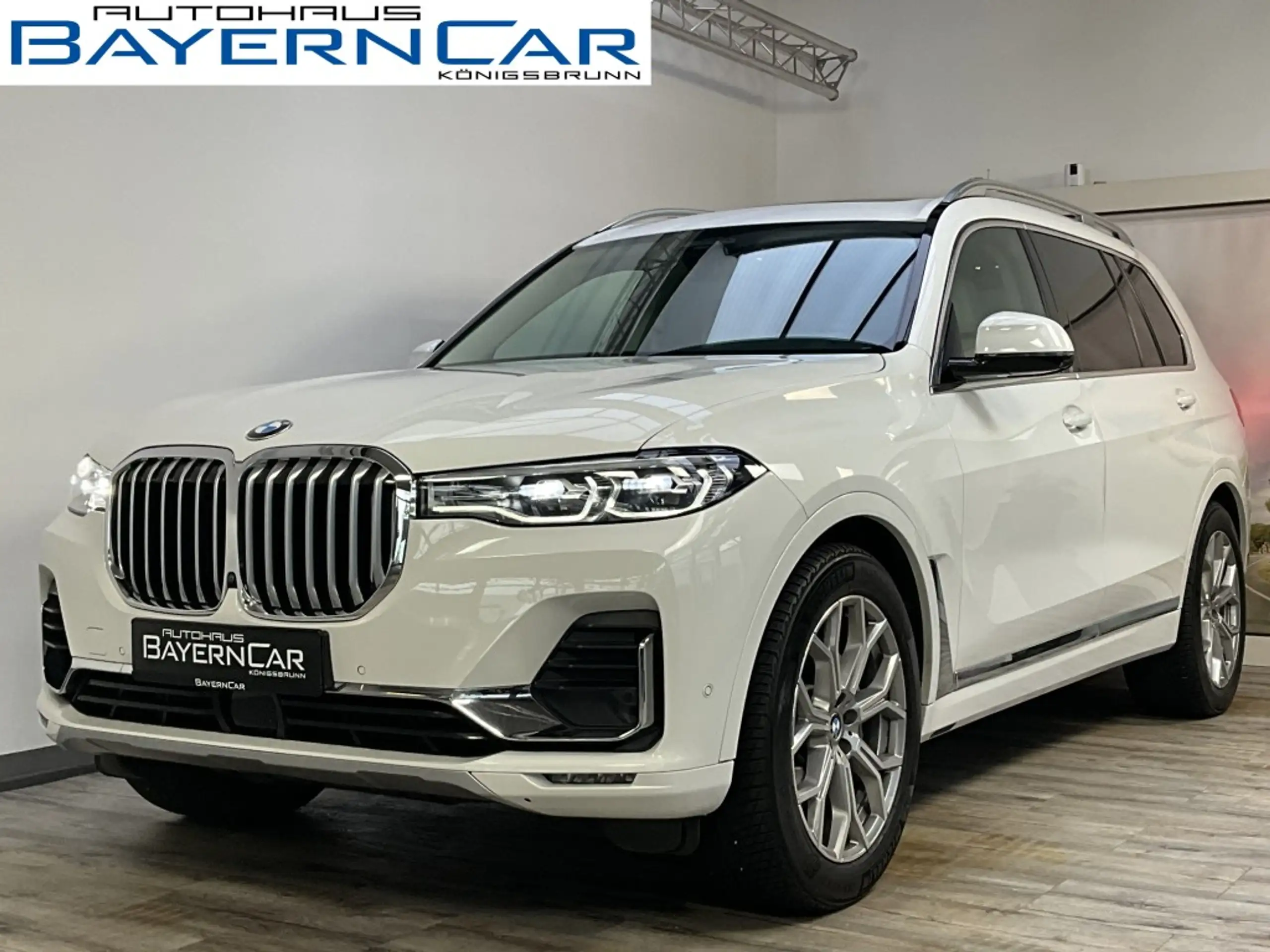 BMW - X7