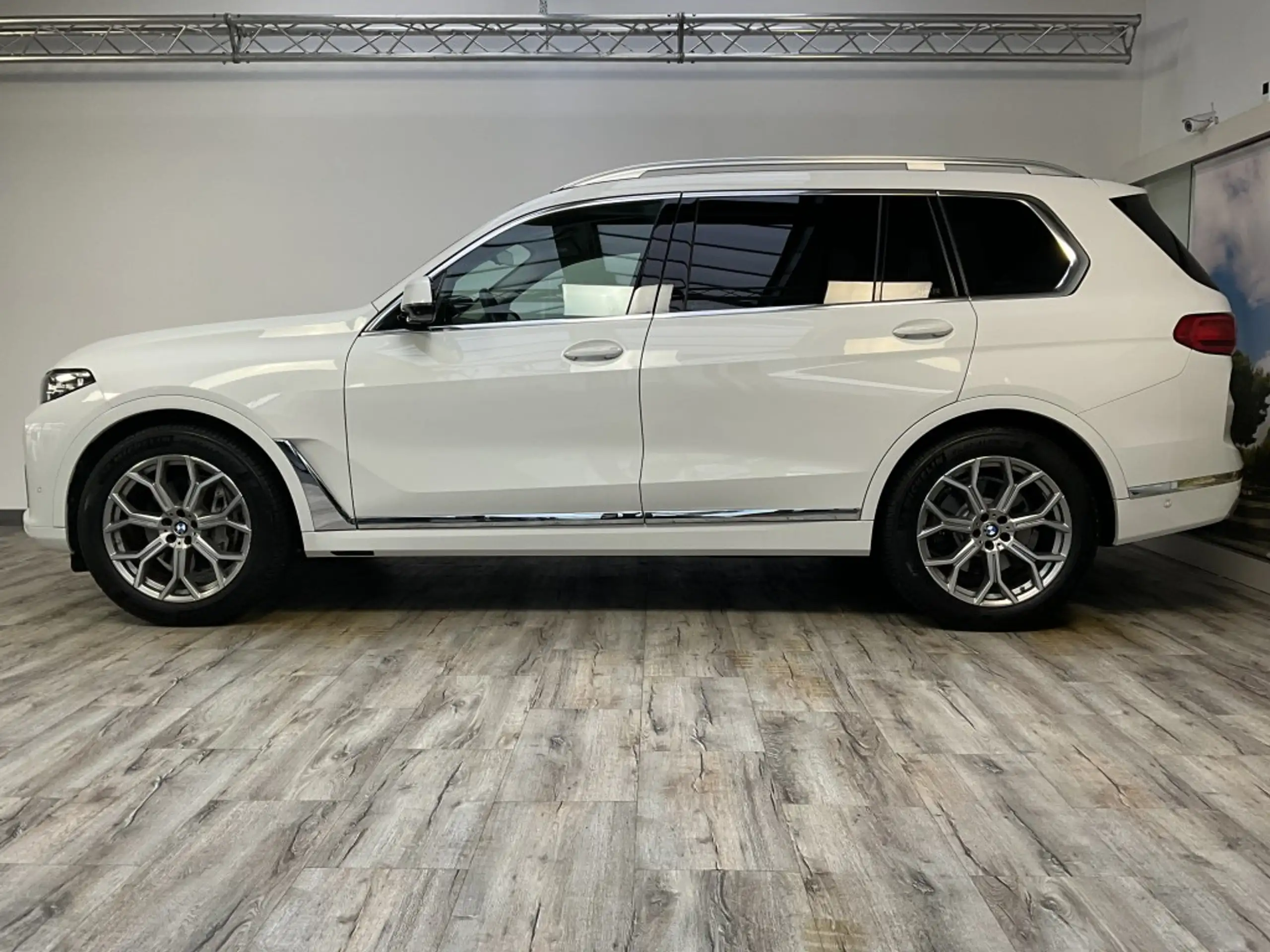 BMW - X7