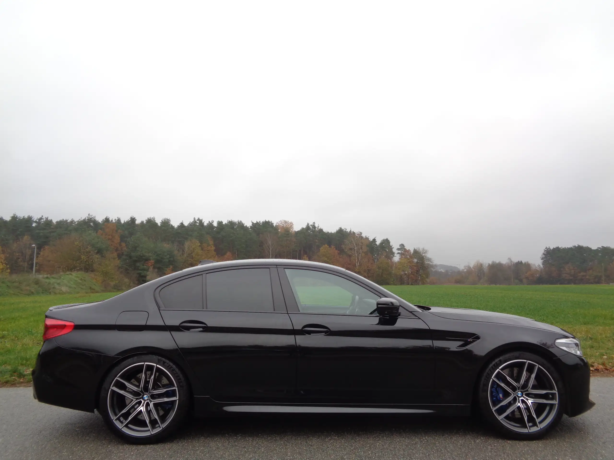 BMW - M5