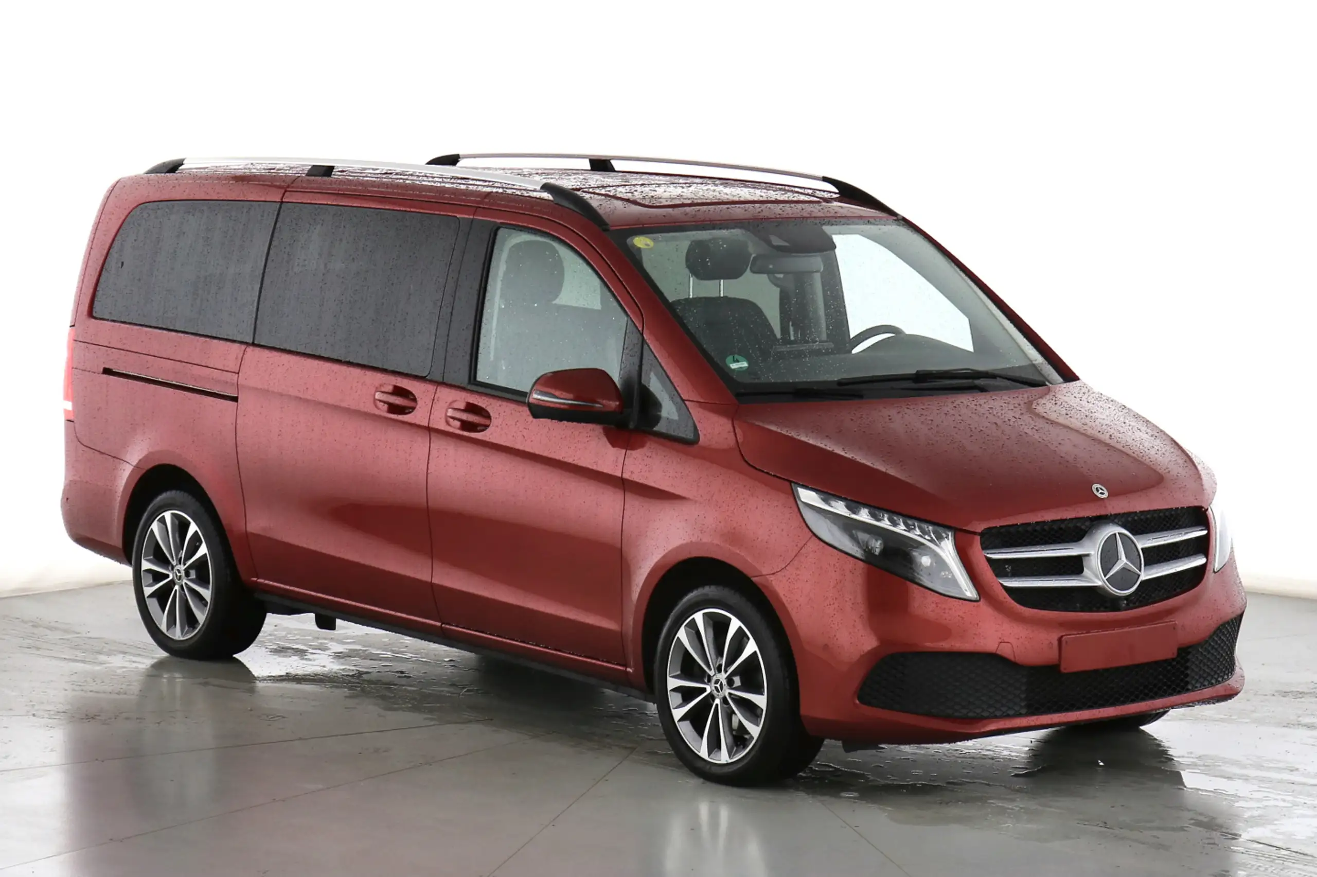 Mercedes-Benz - V 250