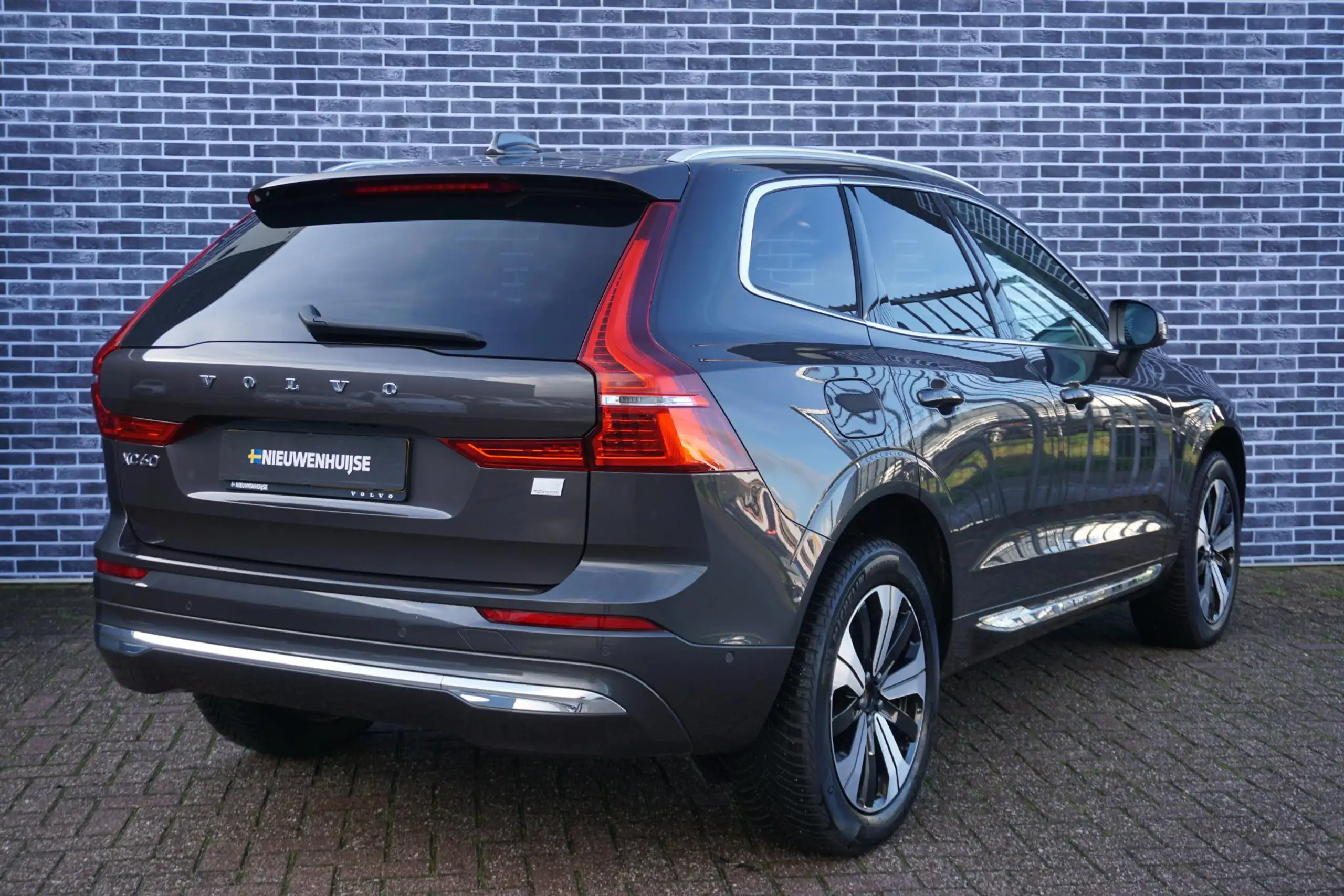 Volvo - XC60