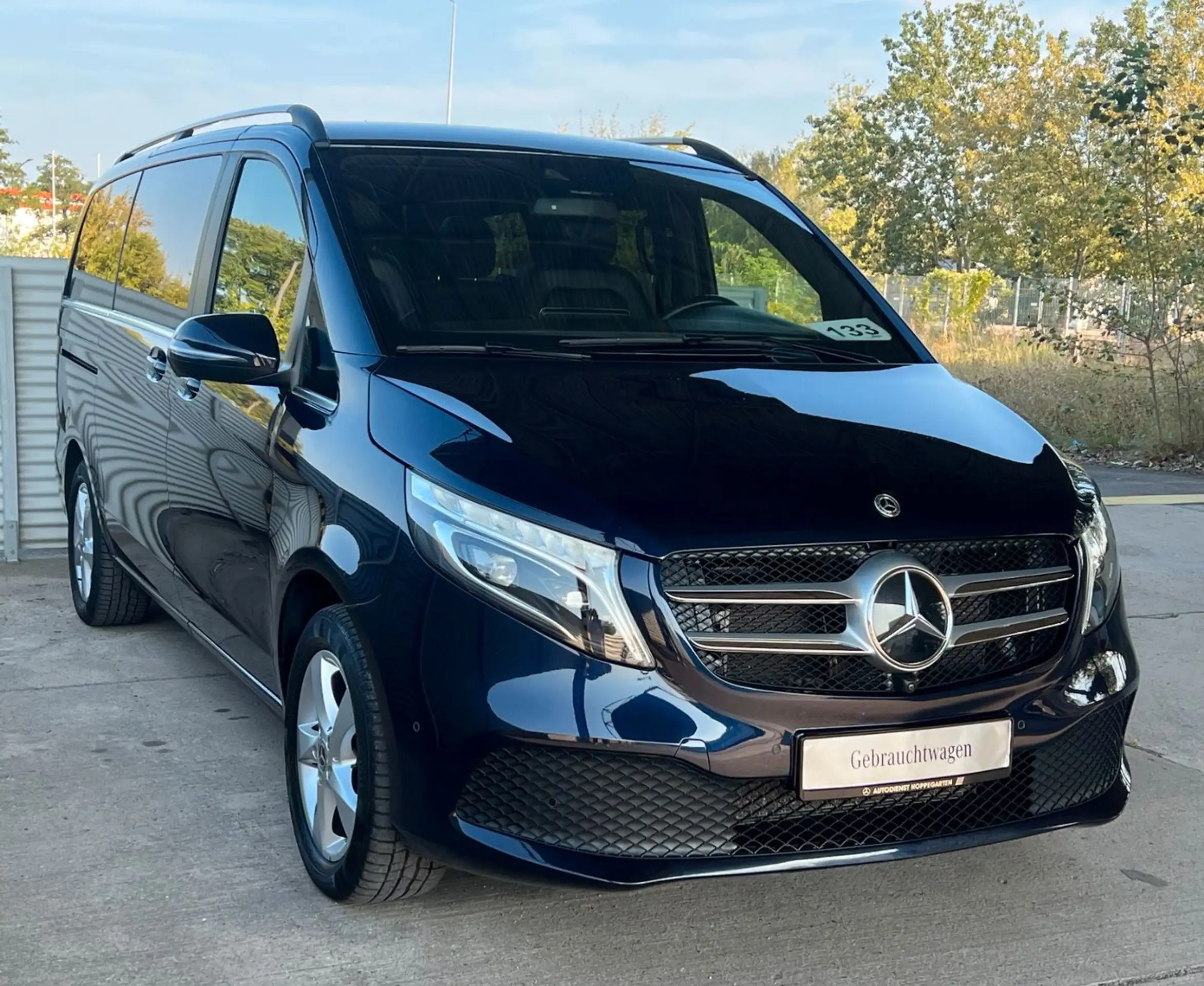 Mercedes-Benz - V 250