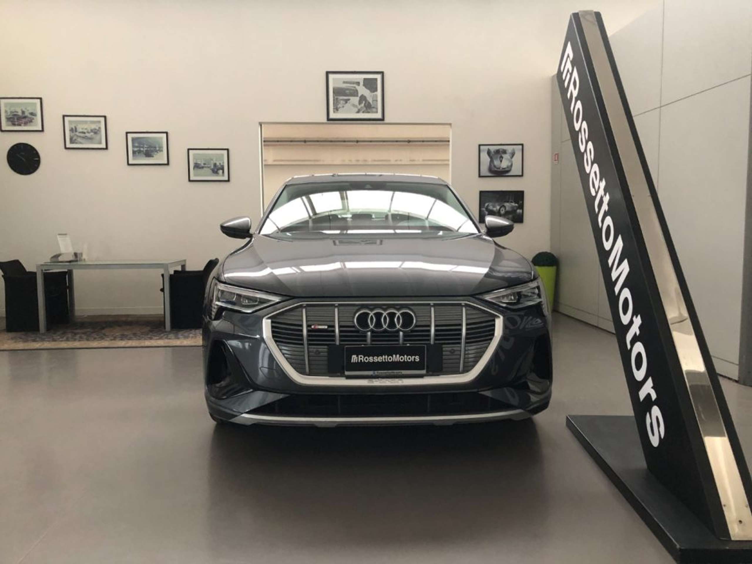 Audi - e-tron