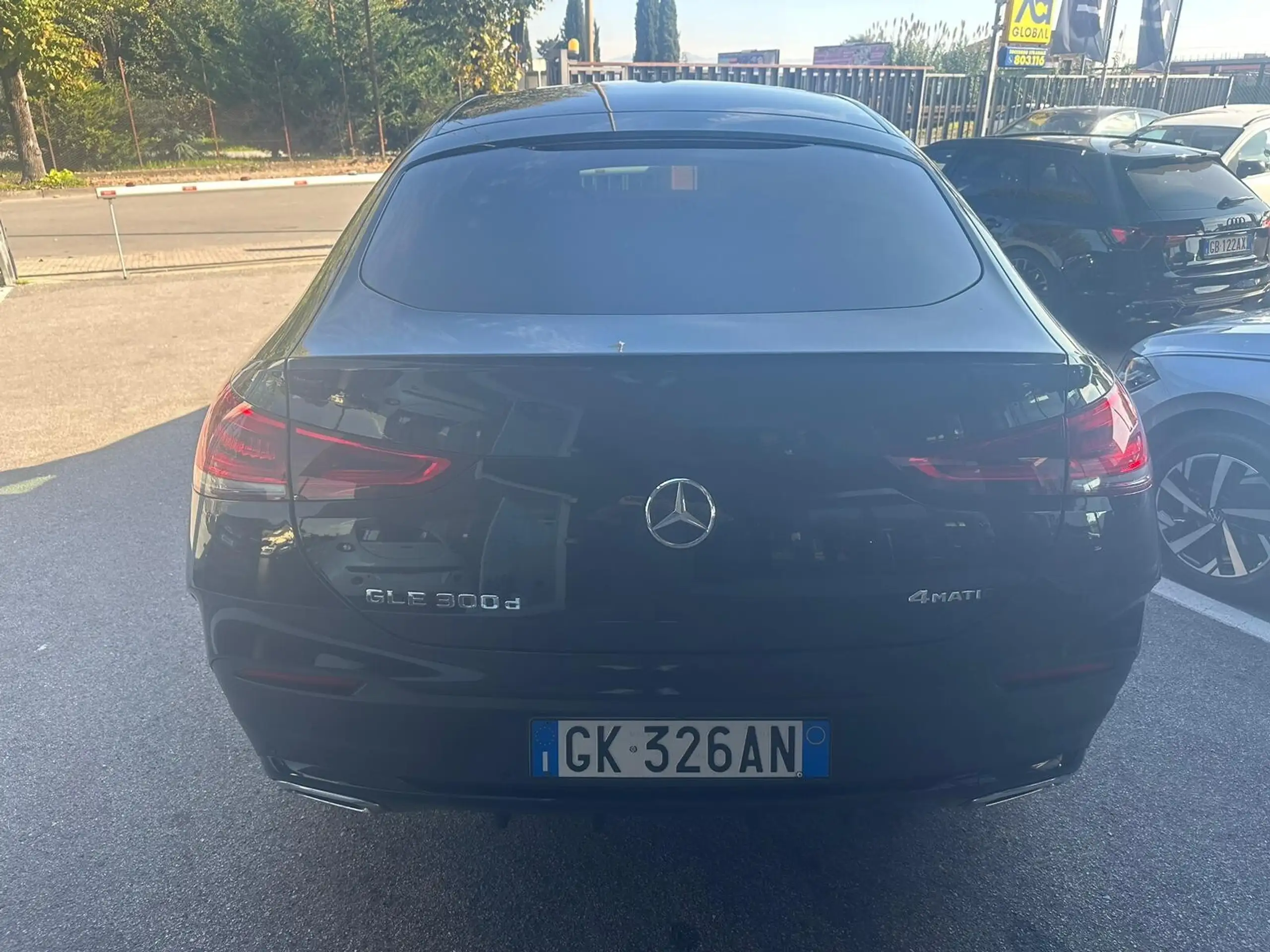 Mercedes-Benz - GLE 300