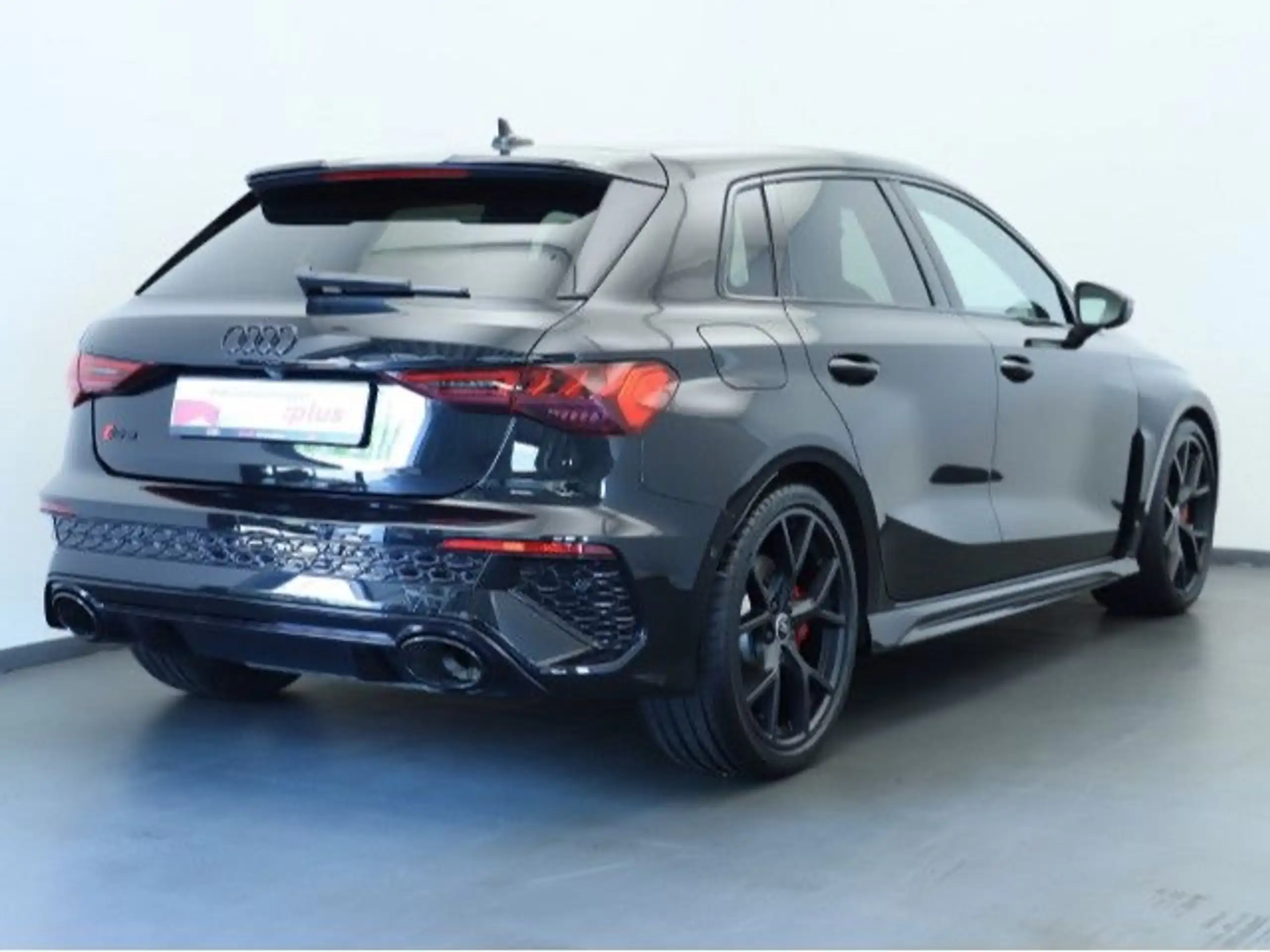 Audi - RS3