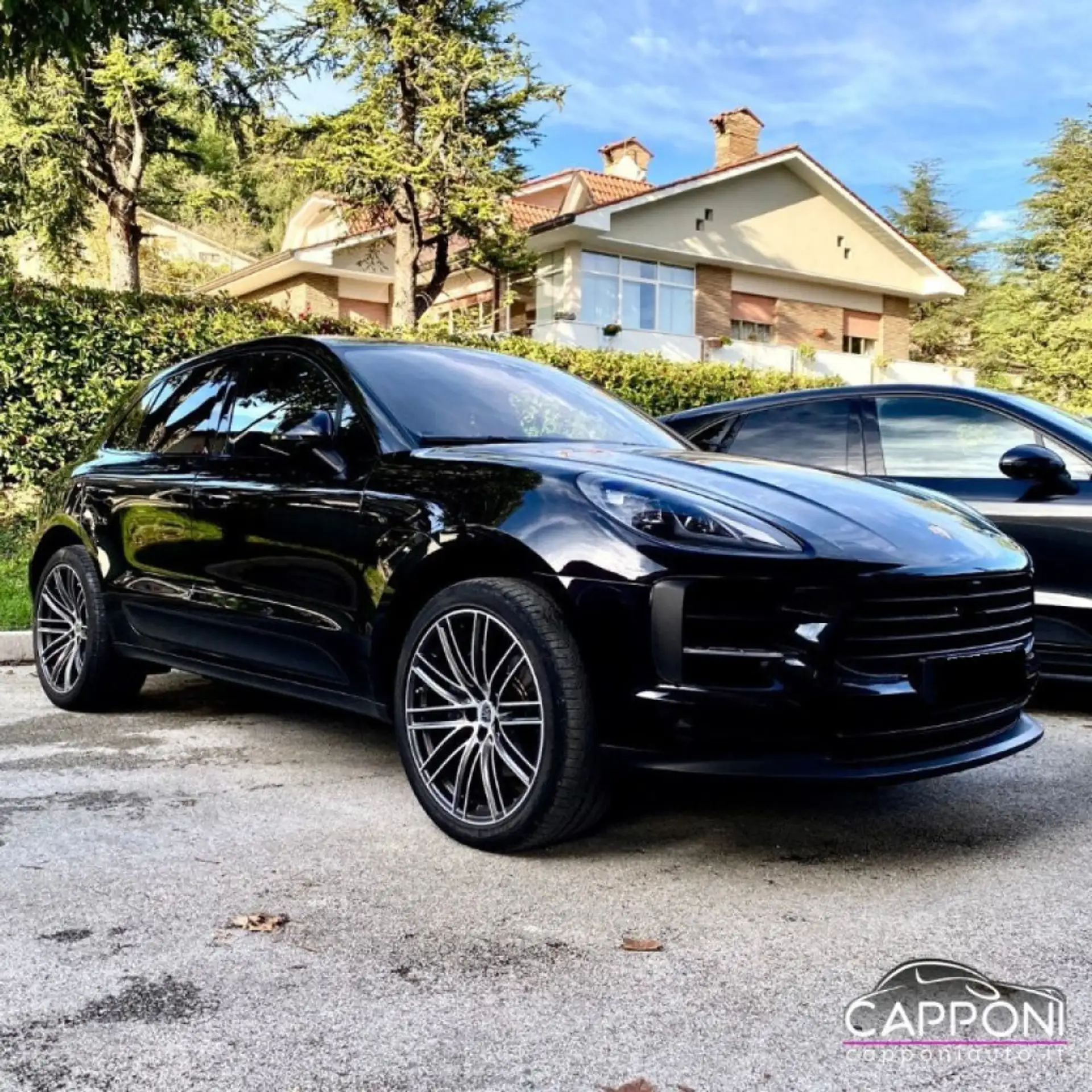 Porsche - Macan