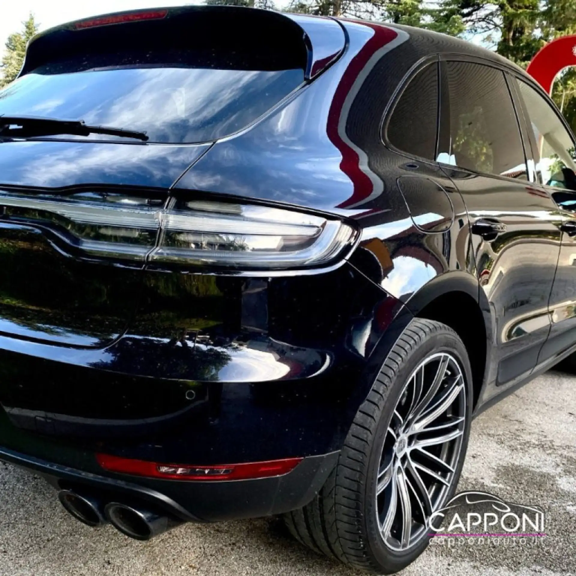 Porsche - Macan