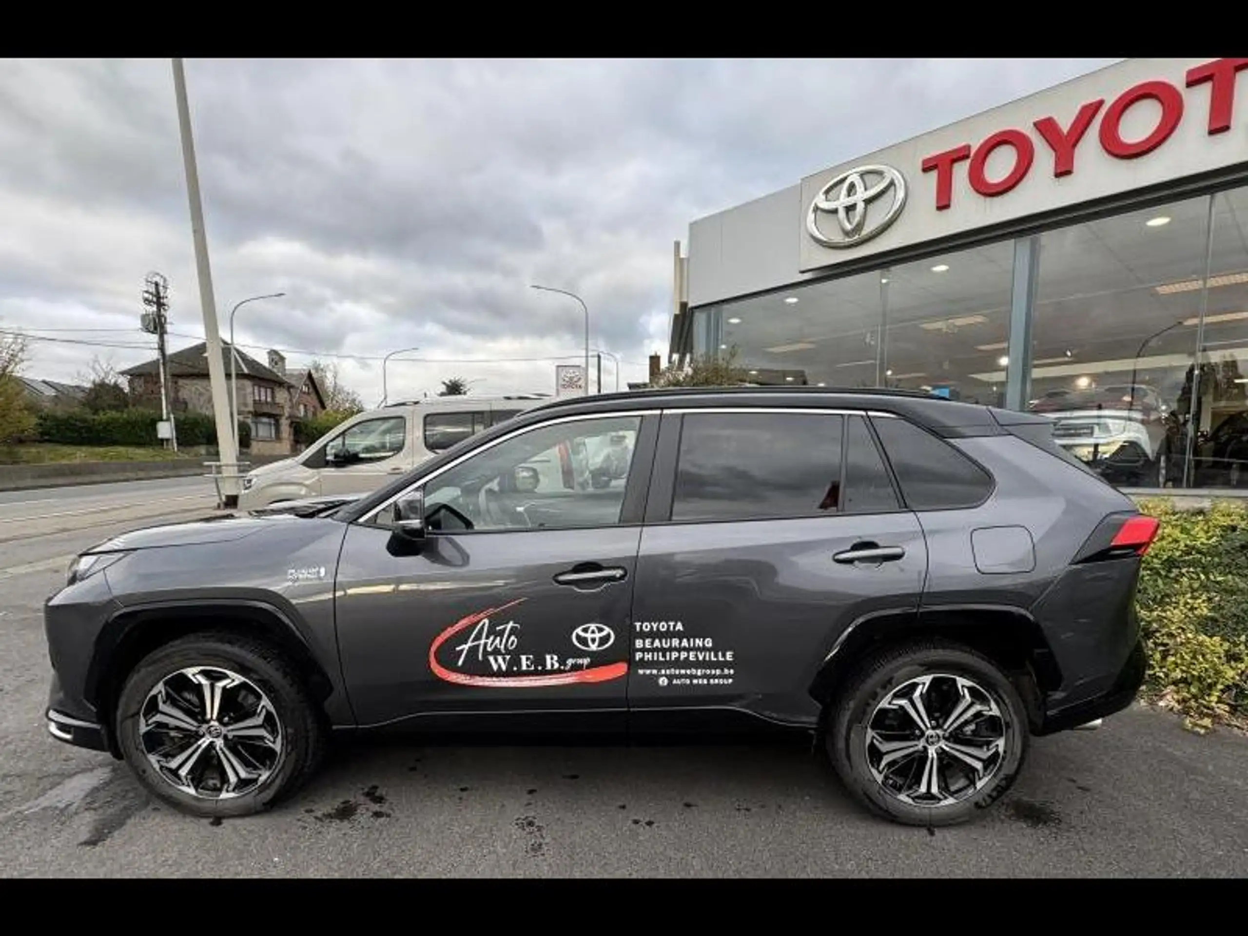 Toyota - RAV 4